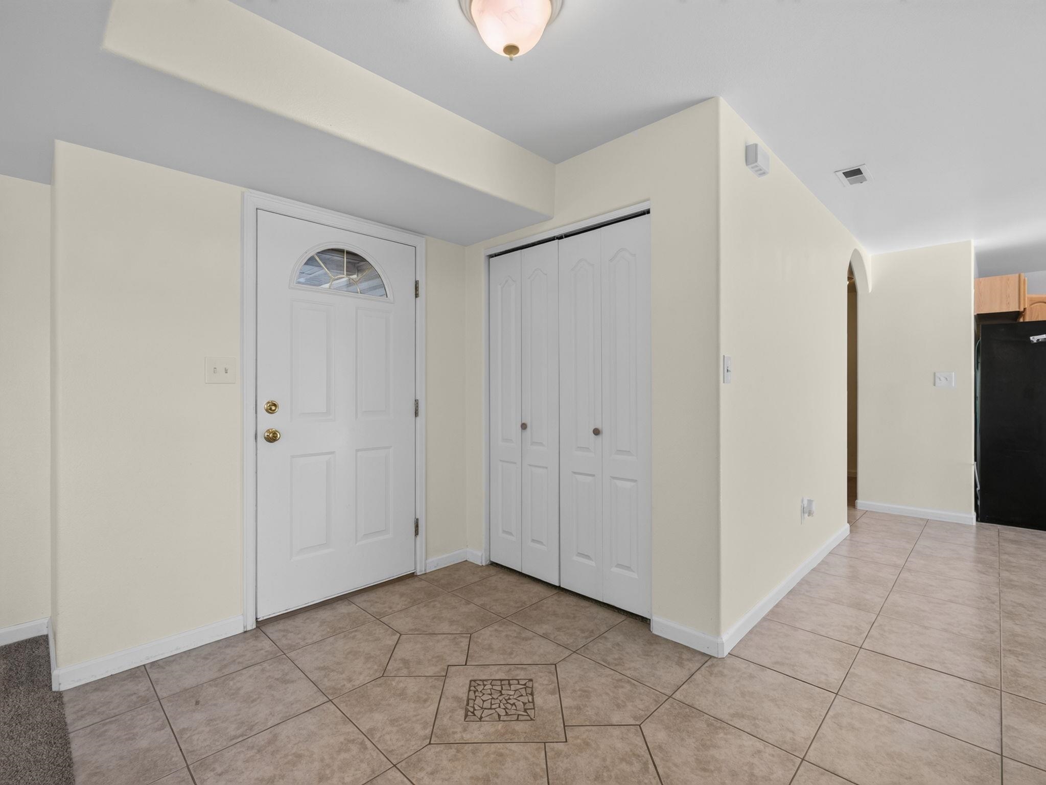 614 Mineral Court Property Photo 5