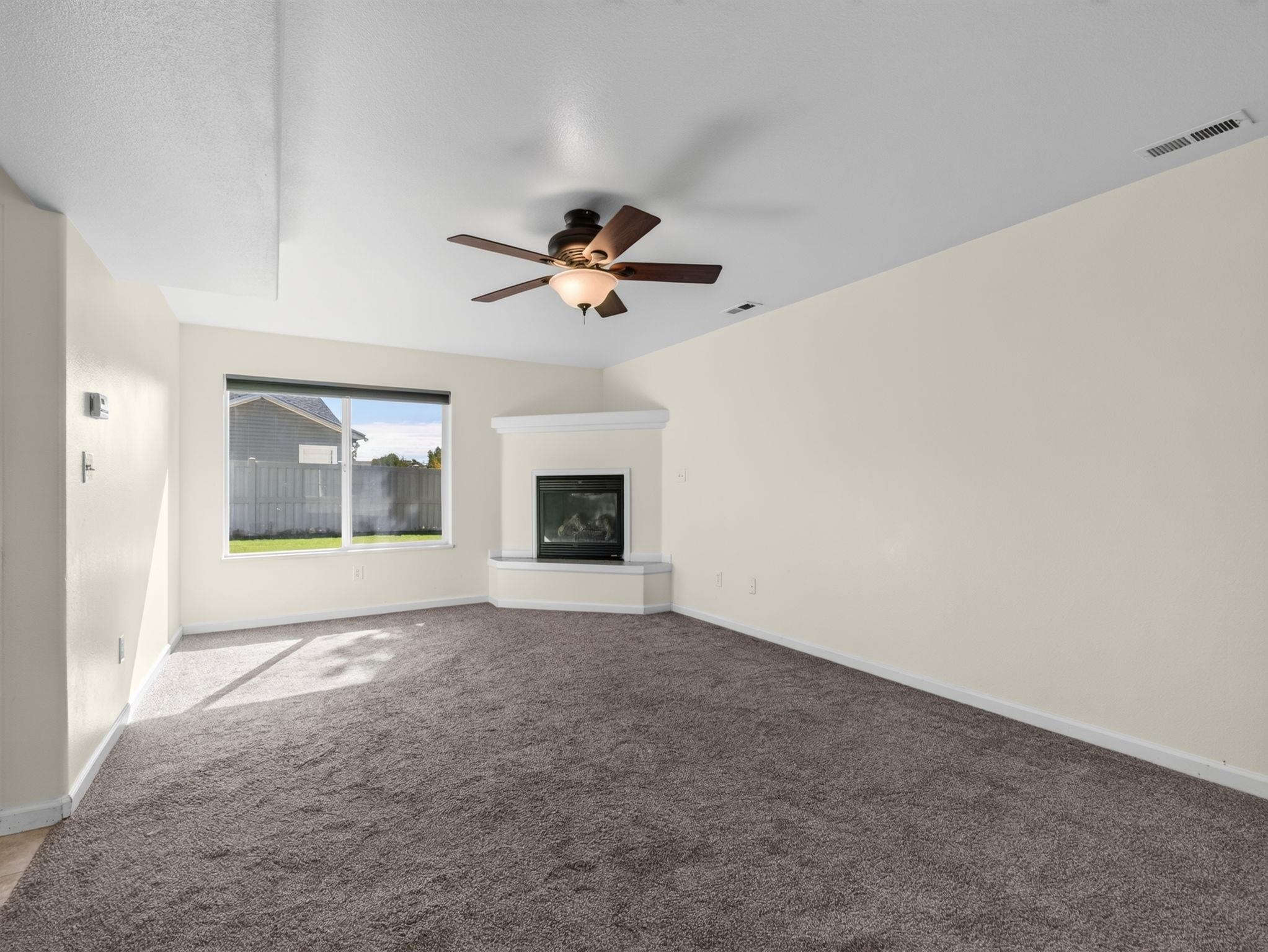 614 Mineral Court Property Photo 6