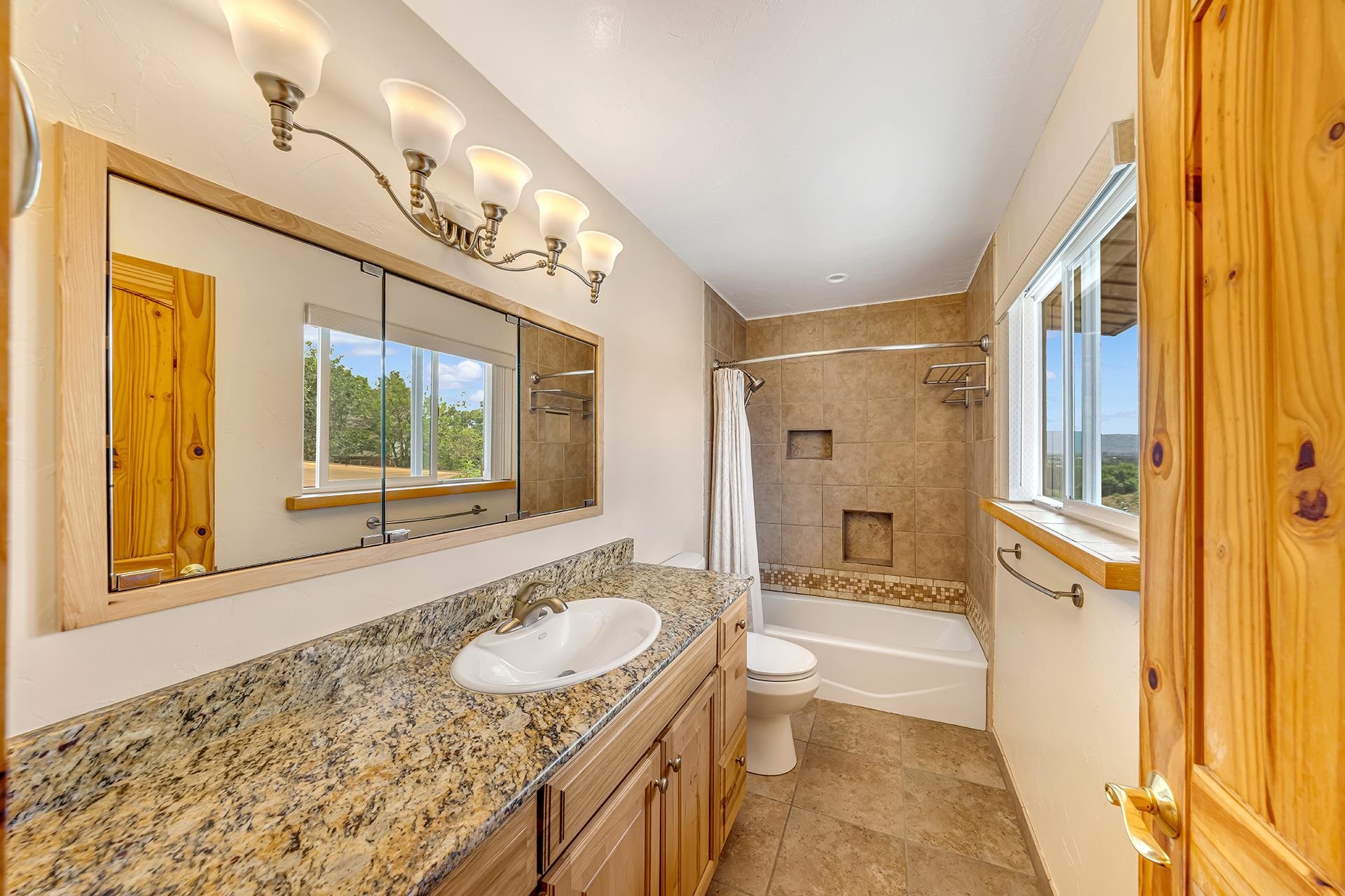 514 Riverview Drive Property Photo 15