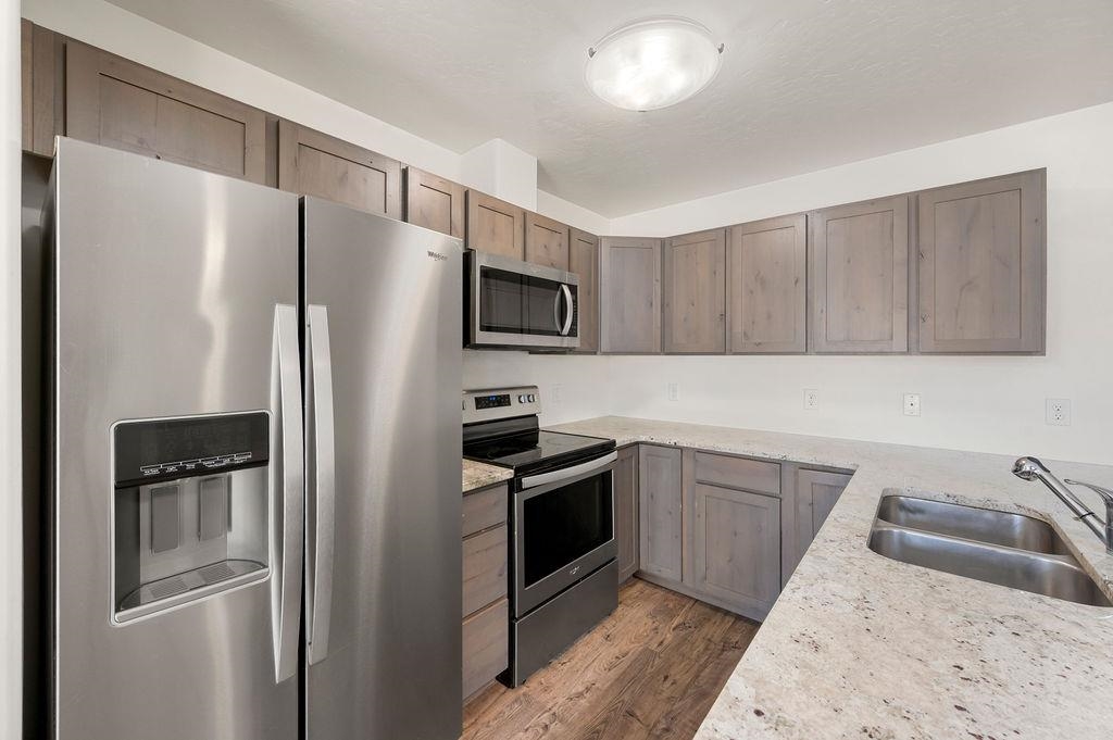 646 Trinity Way Property Photo 6
