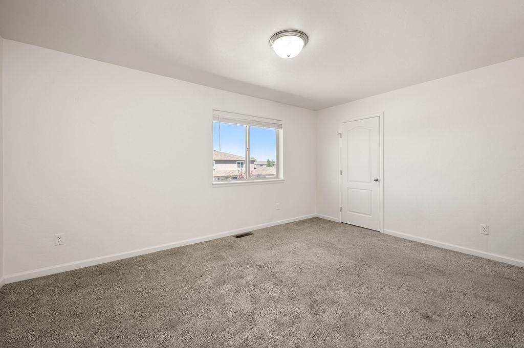 646 Trinity Way Property Photo 23