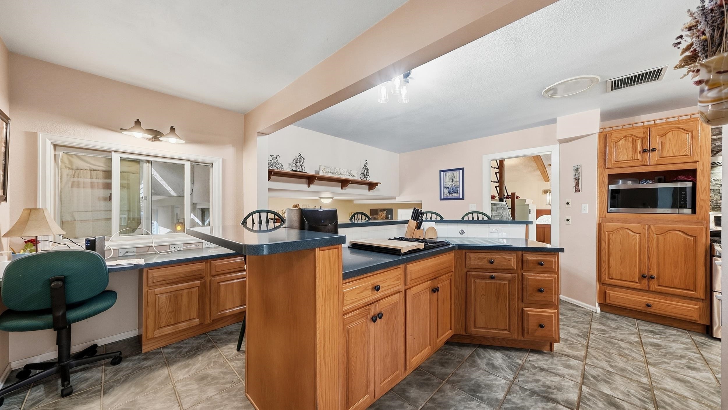 3587 G Road Property Photo 11