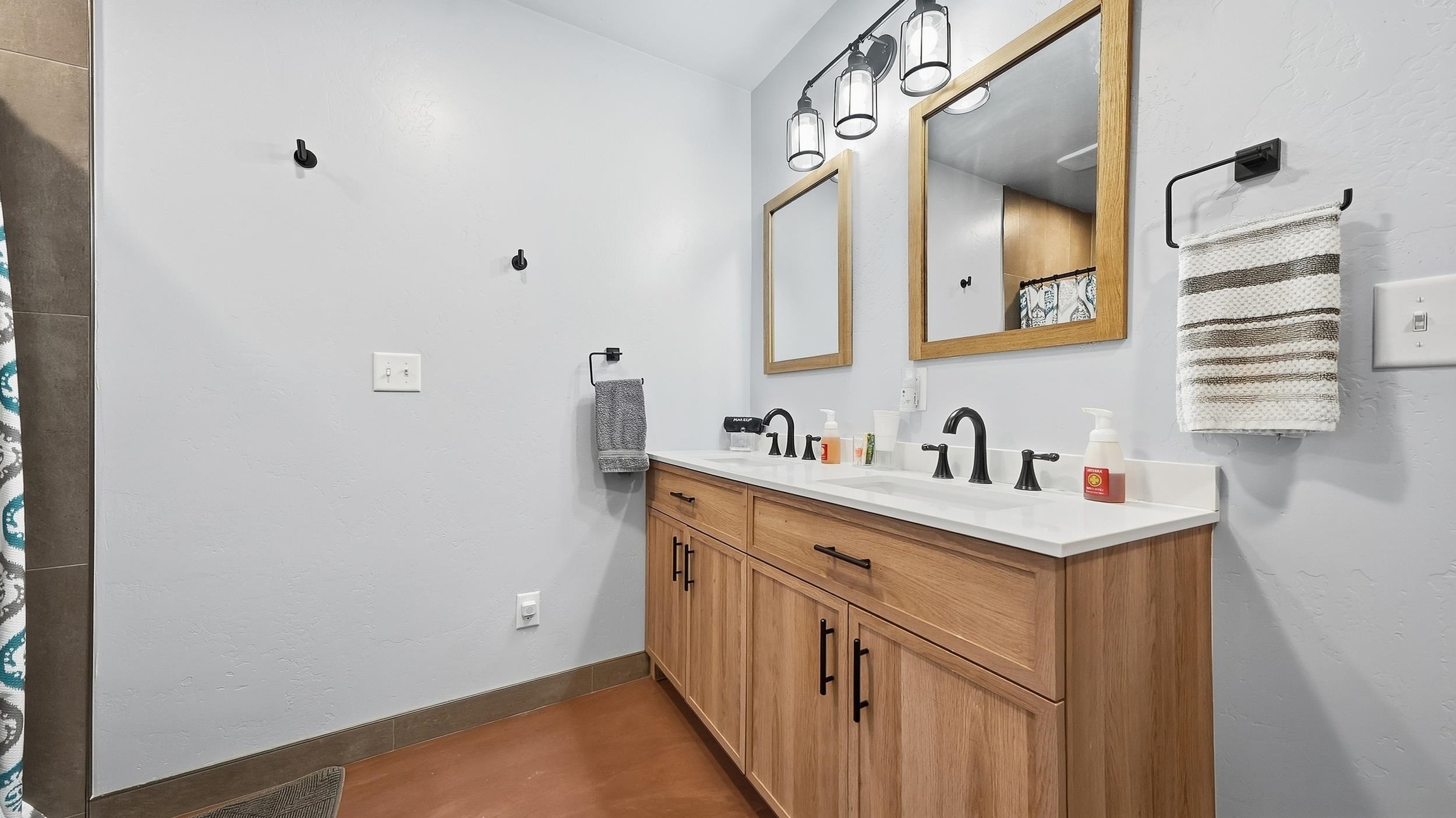 3587 G Road Property Photo 30