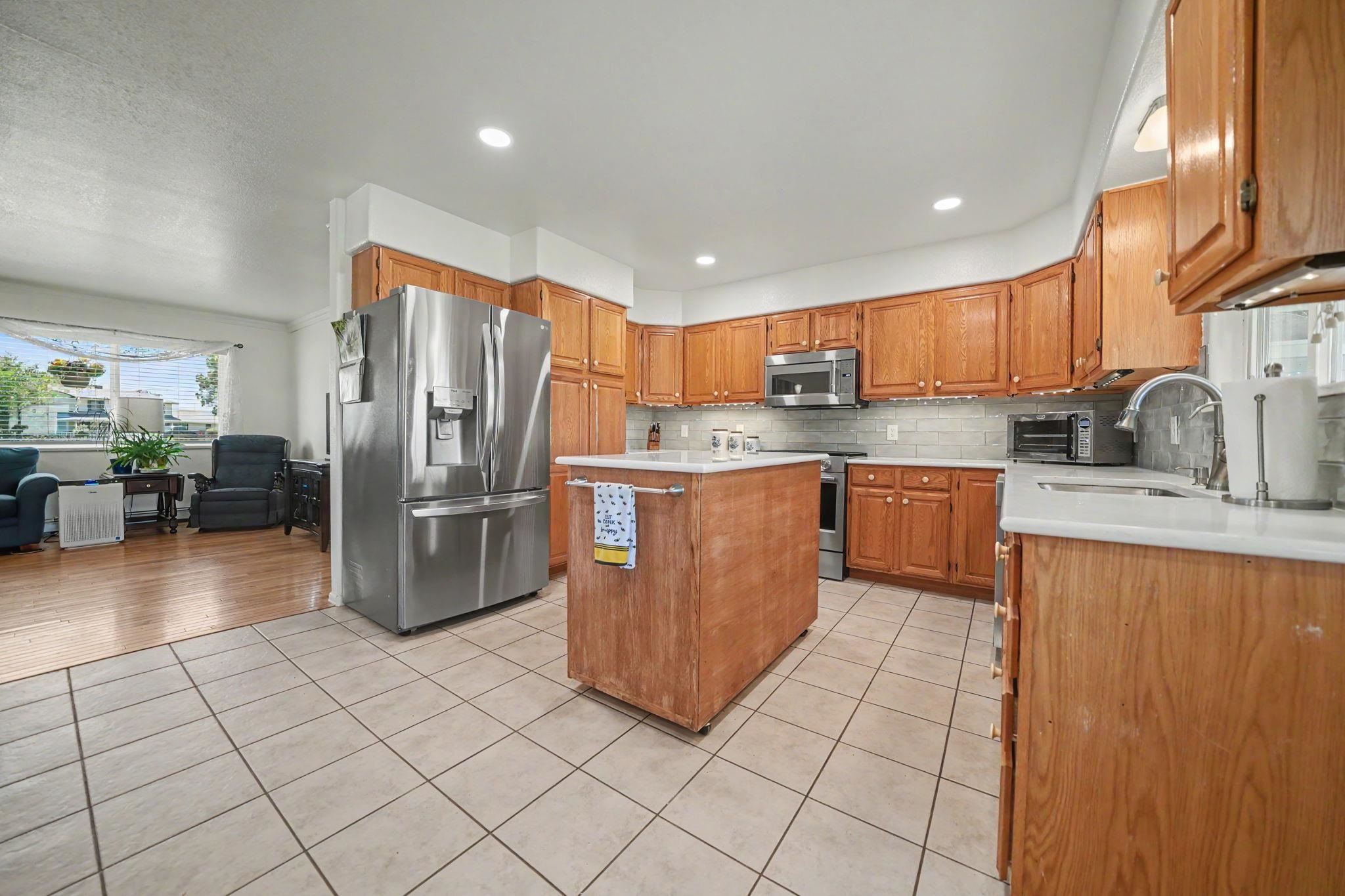 2948 G Road Property Photo 9