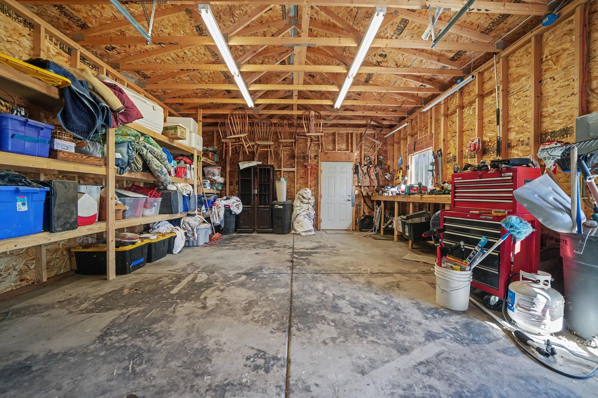 2948 G Road Property Photo 26