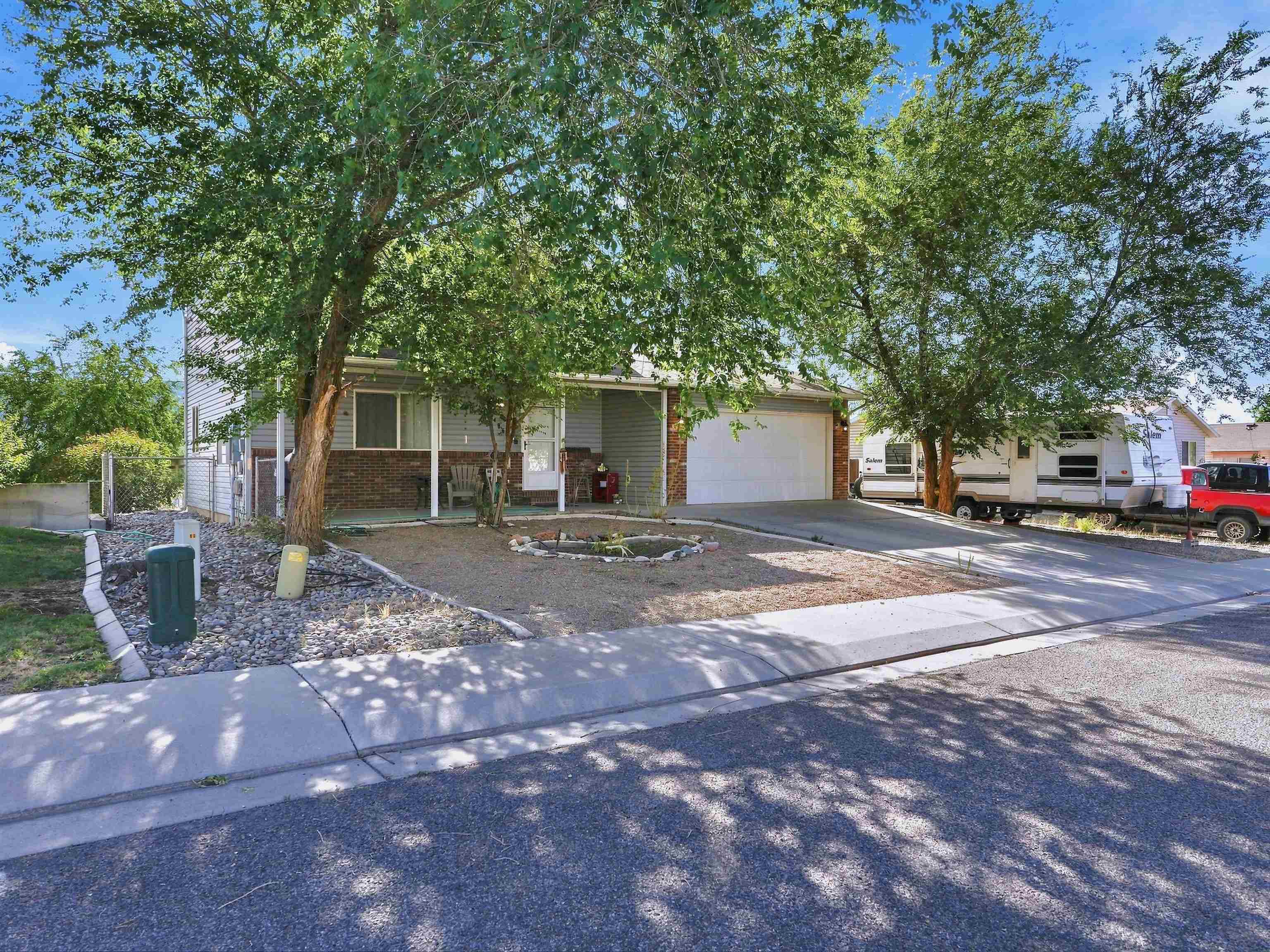 496 Forelle Street Property Photo 3