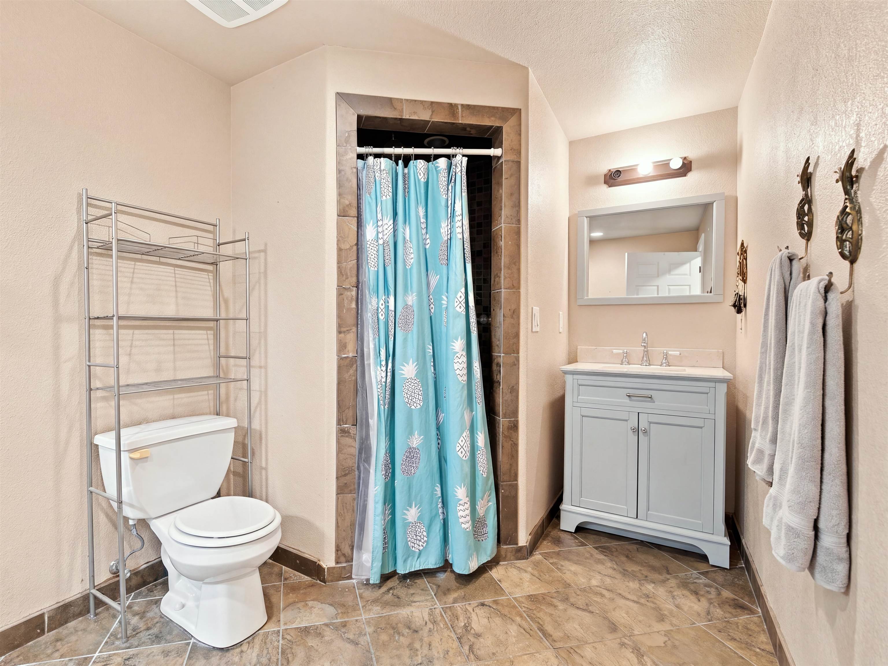 496 Forelle Street Property Photo 27