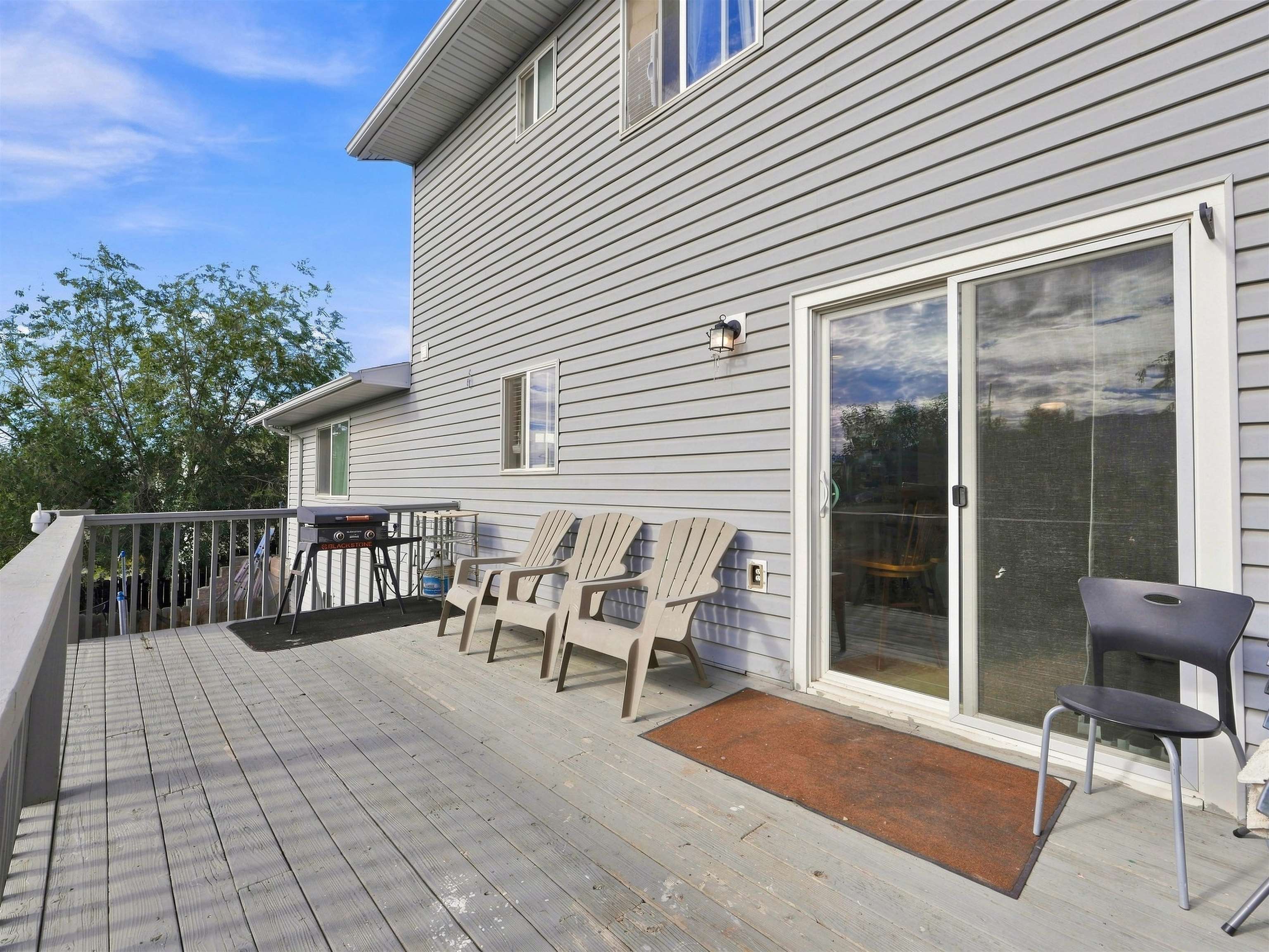 496 Forelle Street Property Photo 29