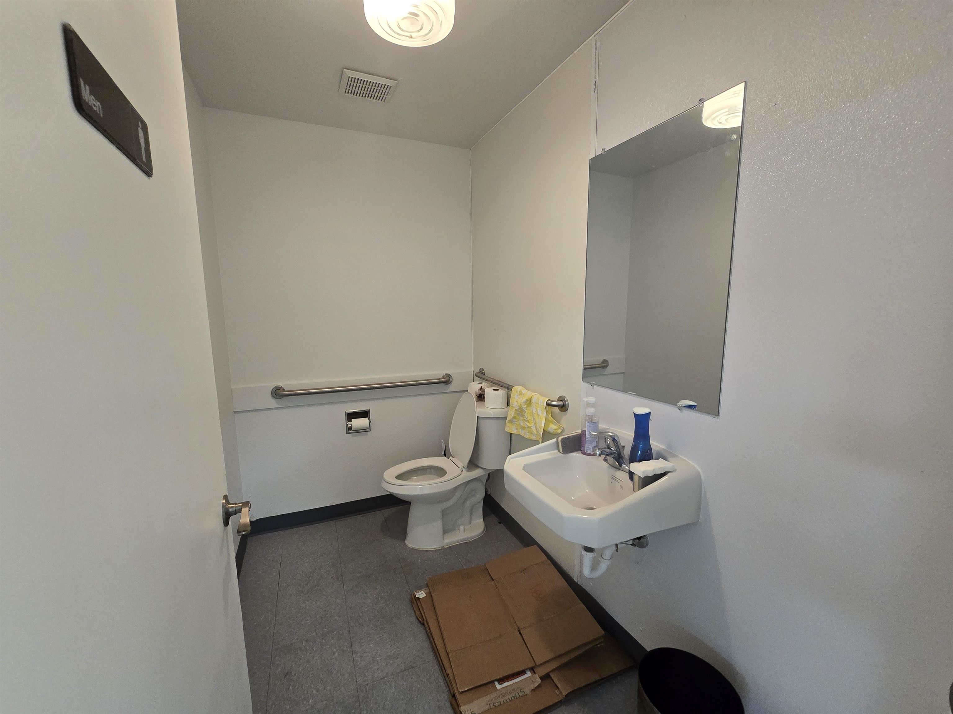 2923 North Avenue Property Photo 17
