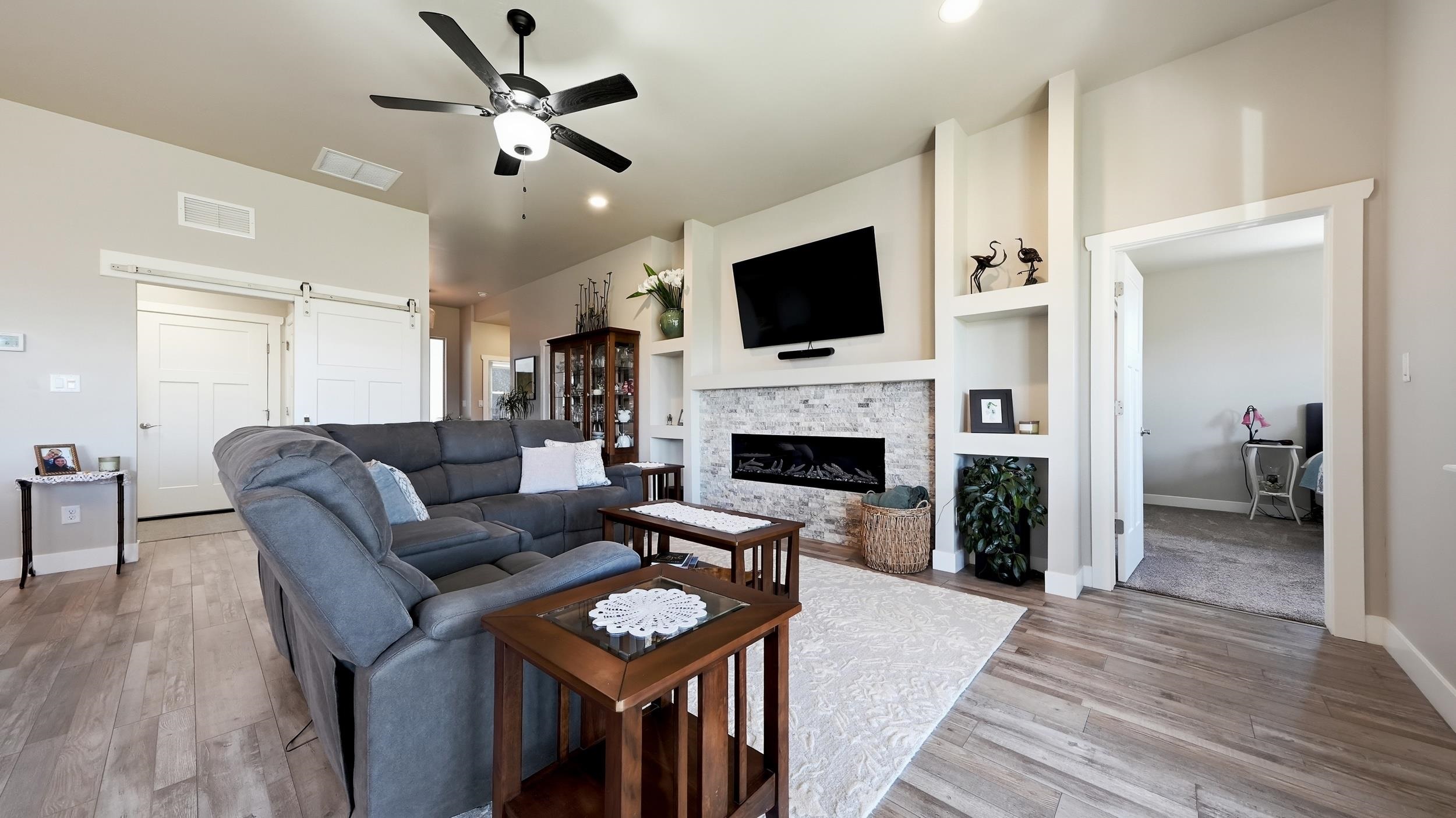 674 Jax Court Property Photo 8
