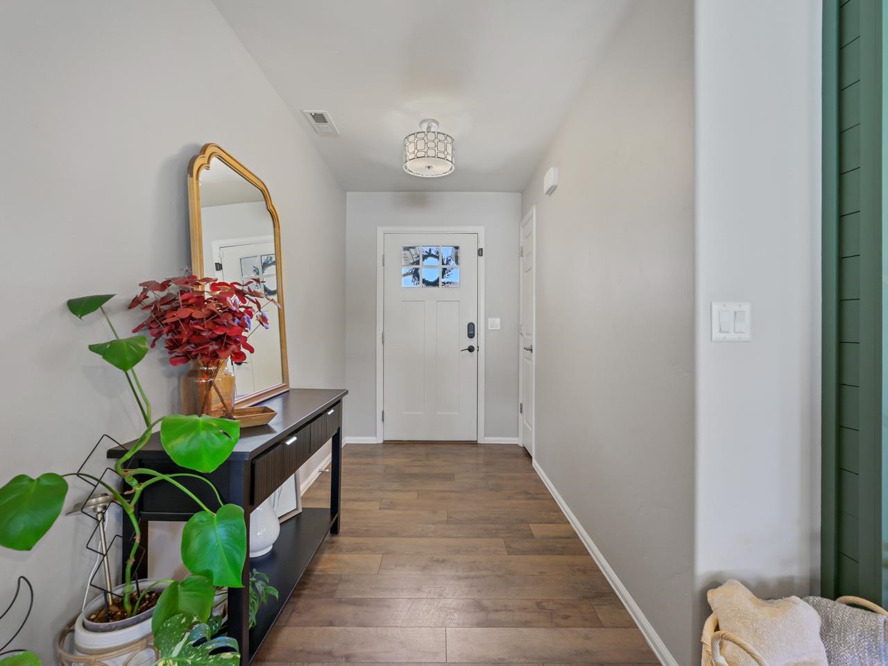457 Lewis Street Property Photo 2