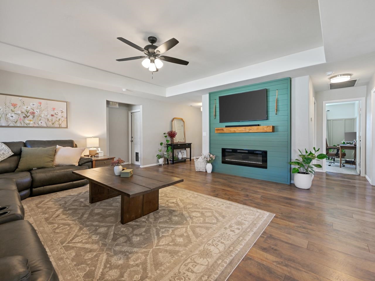 457 Lewis Street Property Photo 5