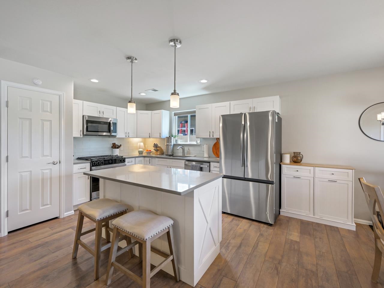 457 Lewis Street Property Photo 8