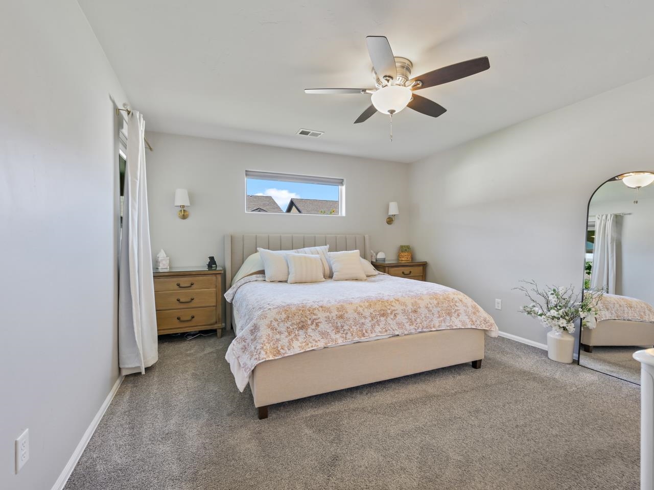 457 Lewis Street Property Photo 12