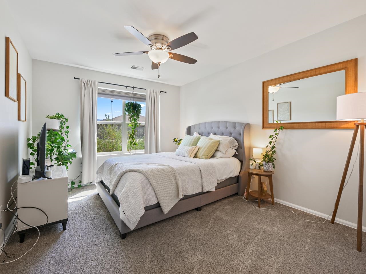 457 Lewis Street Property Photo 17