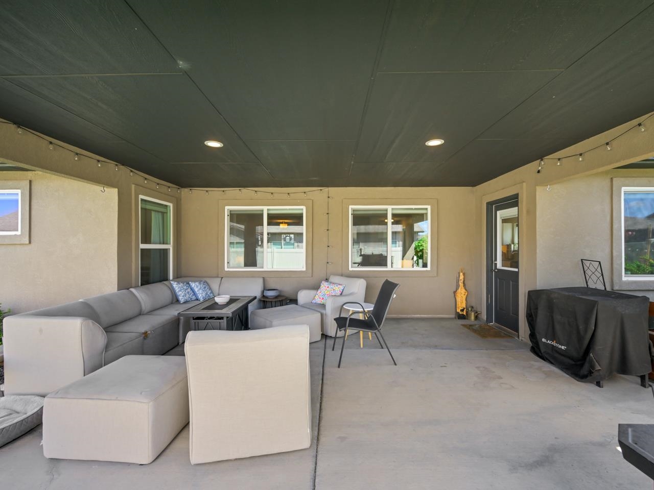 457 Lewis Street Property Photo 24