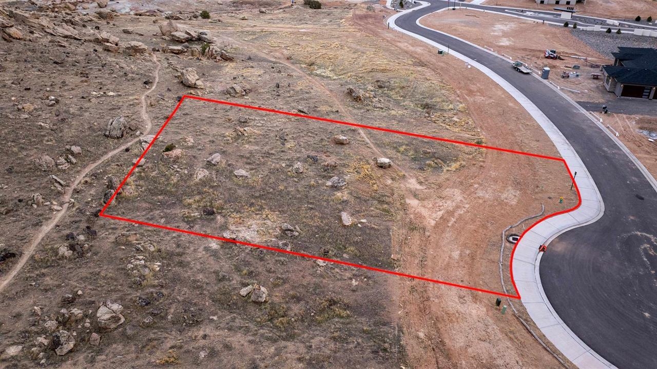 358 Canyon Rim Trail Property Photo 4
