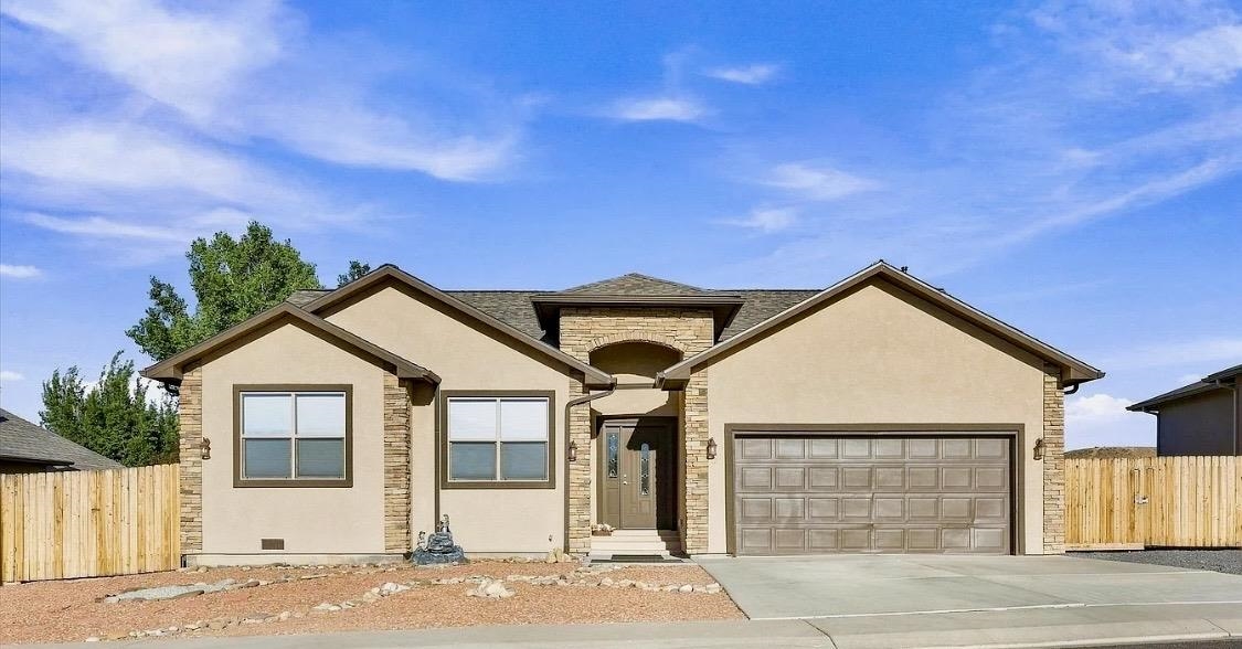 122 Dry Creek Court Property Photo 1