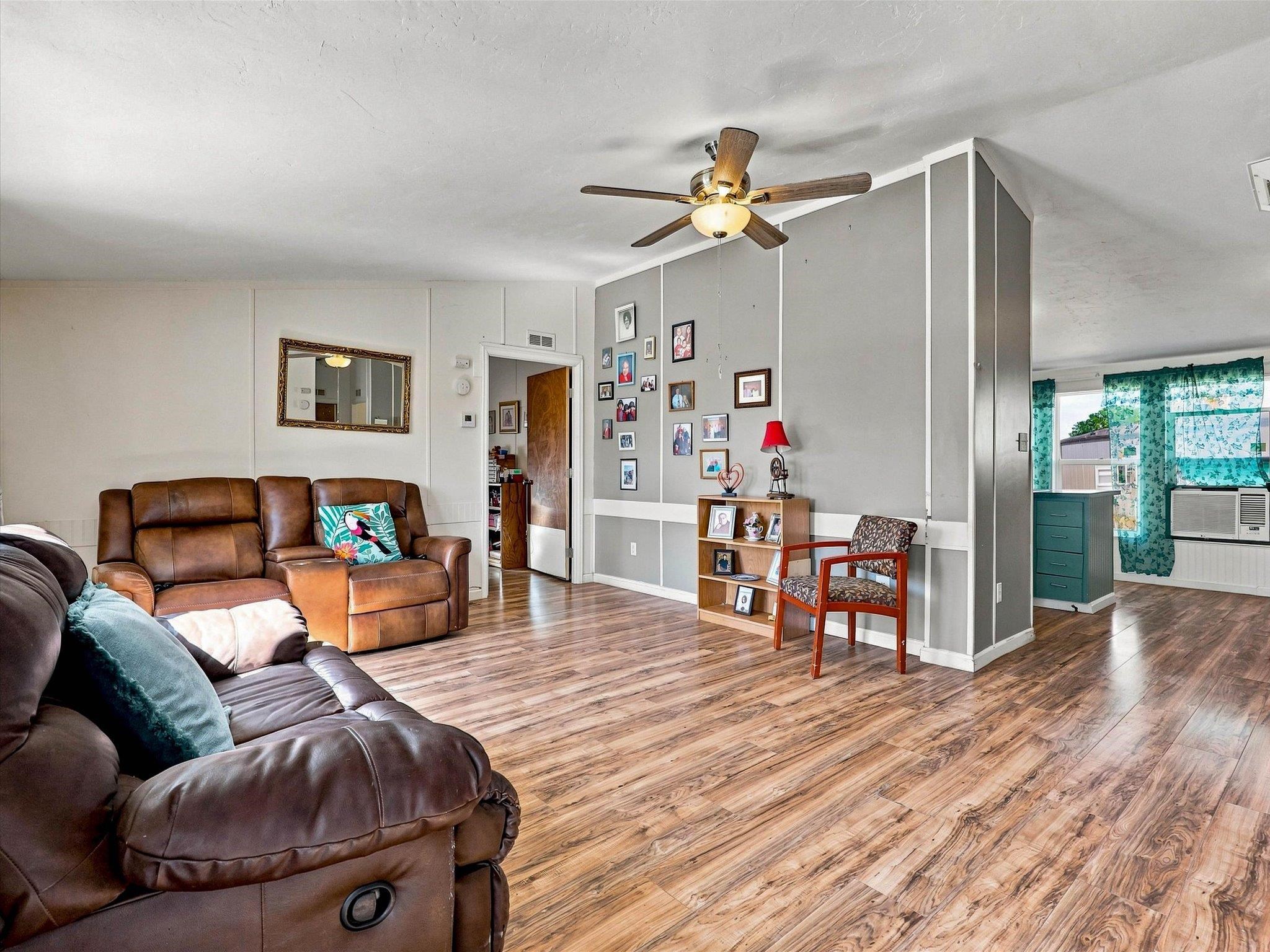 424 32 Road Property Photo 6