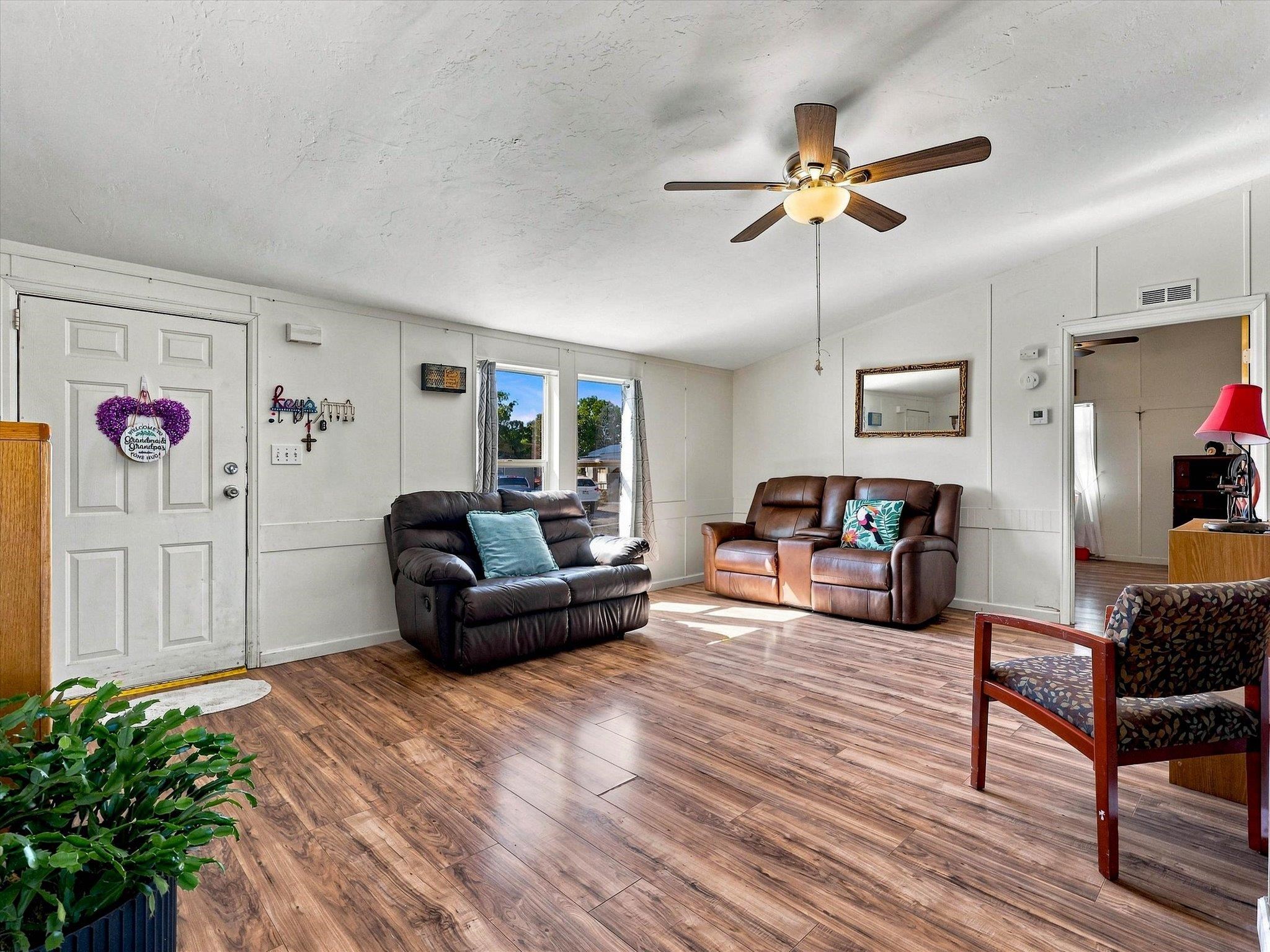 424 32 Road Property Photo 7