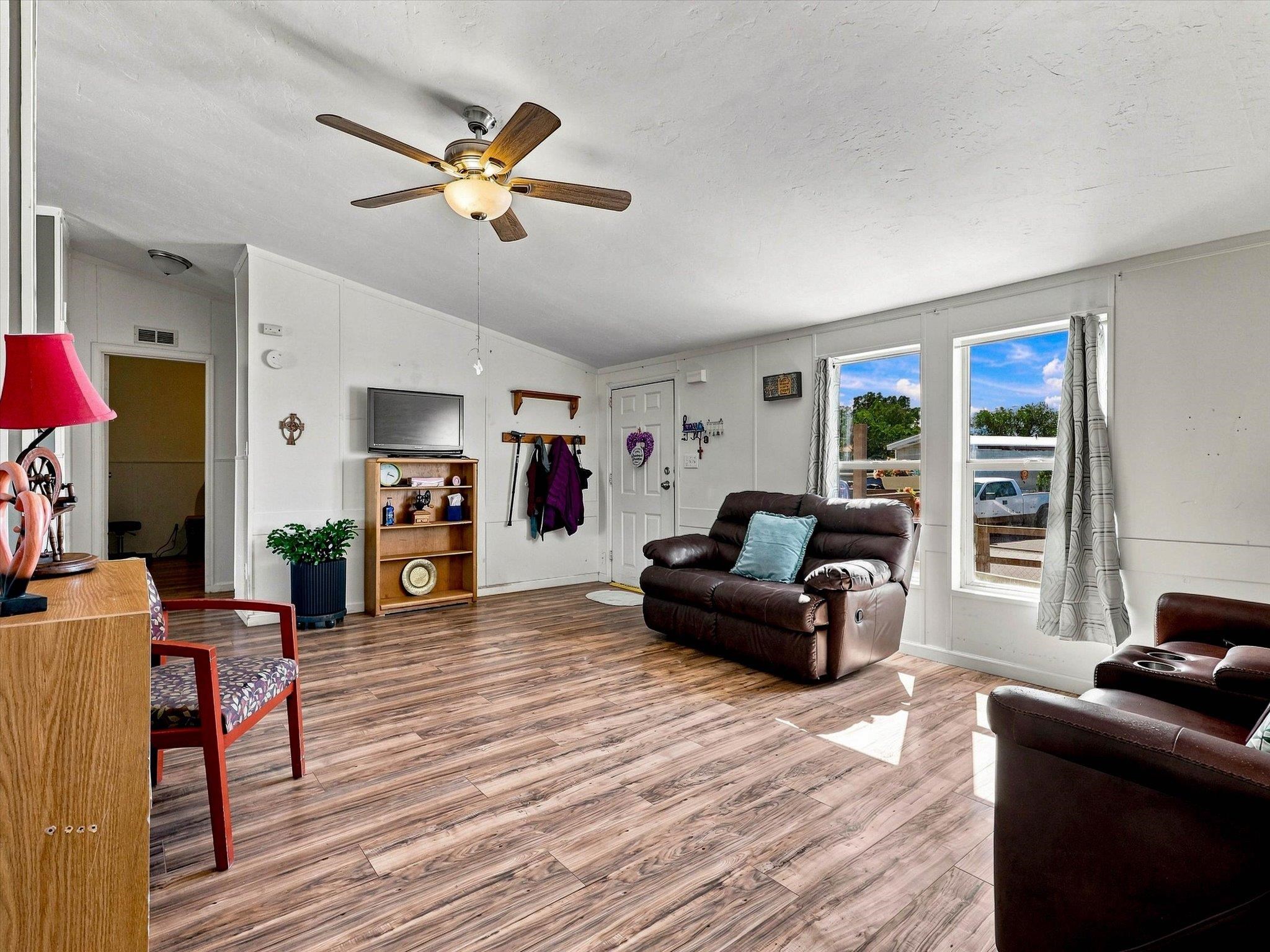 424 32 Road Property Photo 8