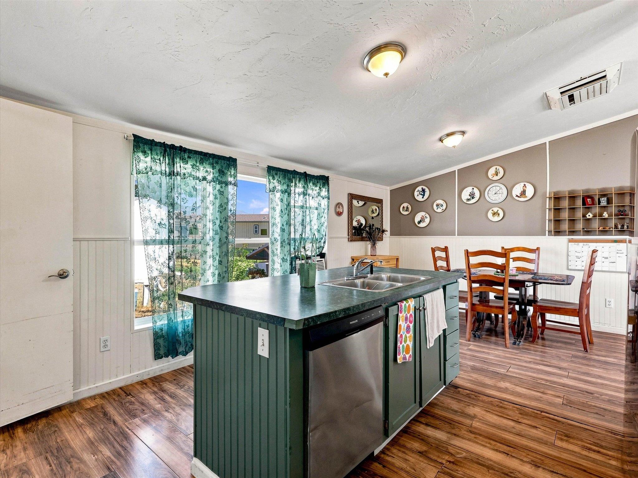 424 32 Road Property Photo 12