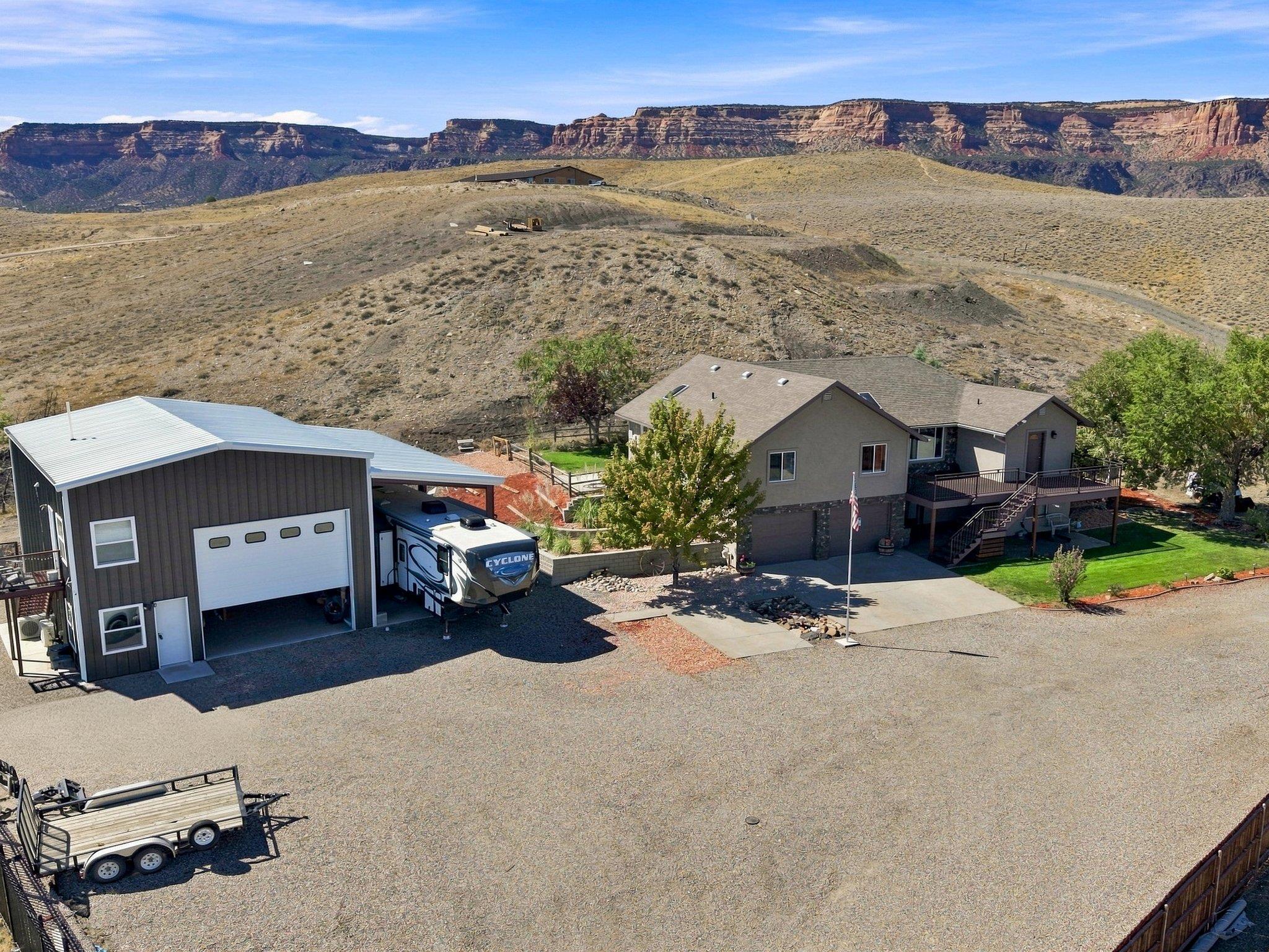 2209 Avon Drive Property Photo 4