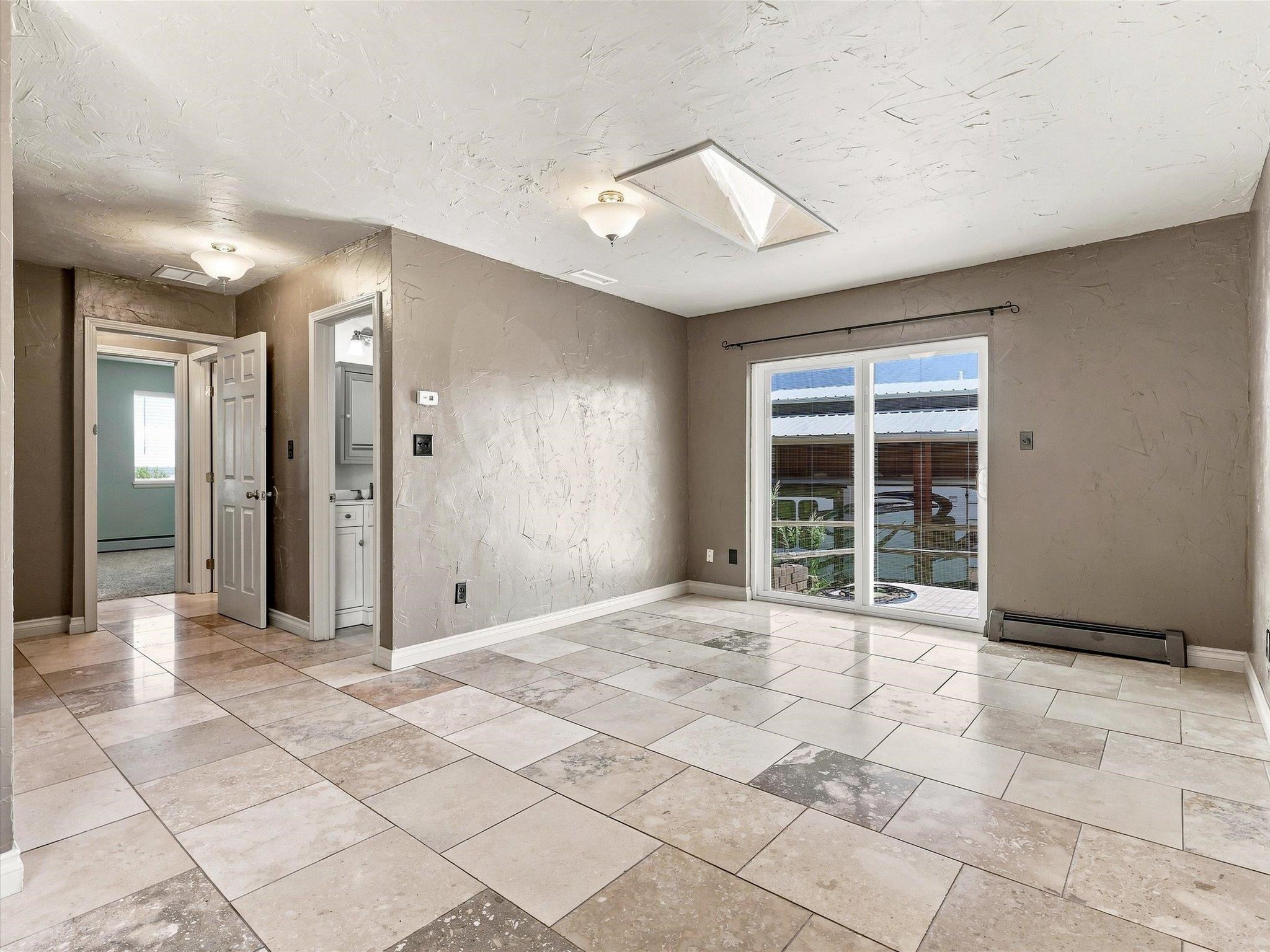 2209 Avon Drive Property Photo 22