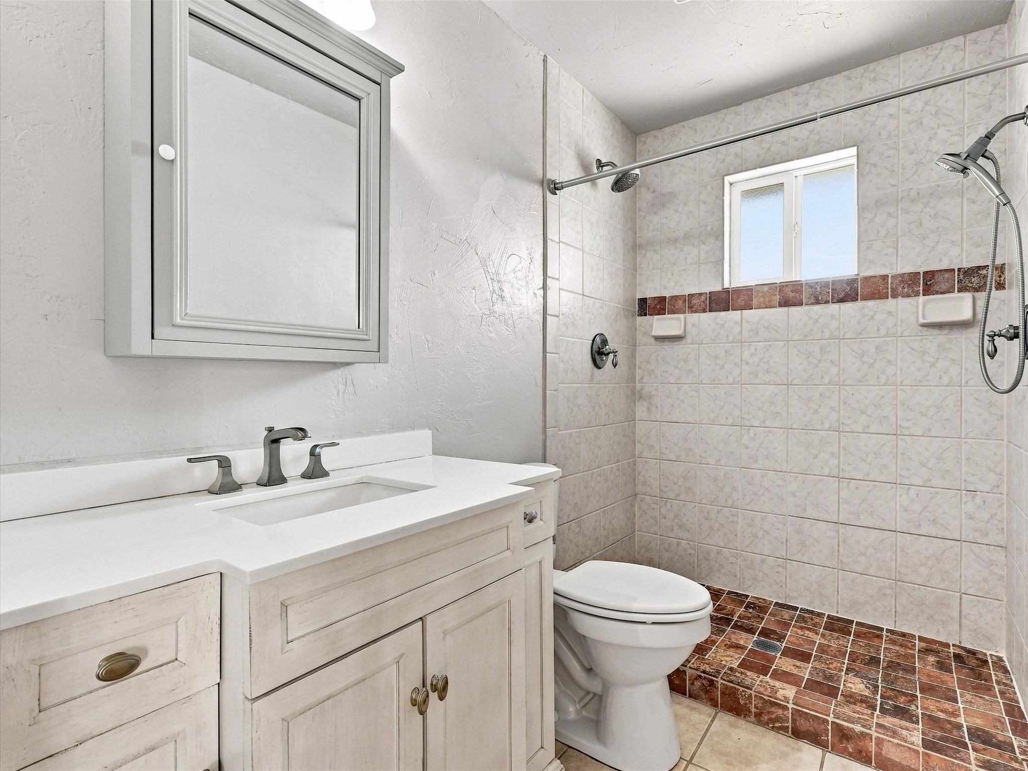 2209 Avon Drive Property Photo 24