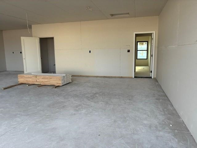 348 Hatchet Canyon Circle Property Photo 3