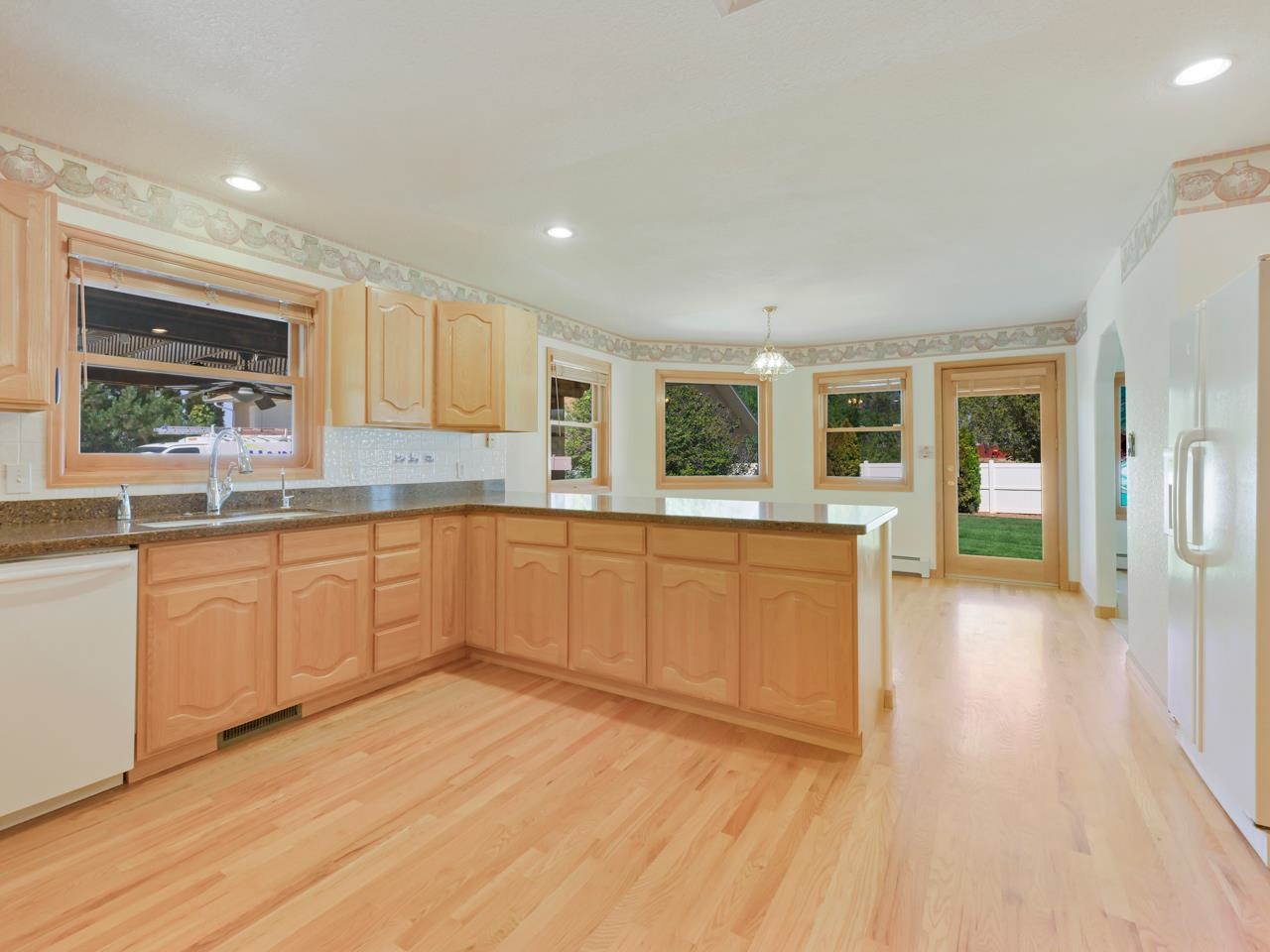 895 26 1/2 Road Property Photo 11