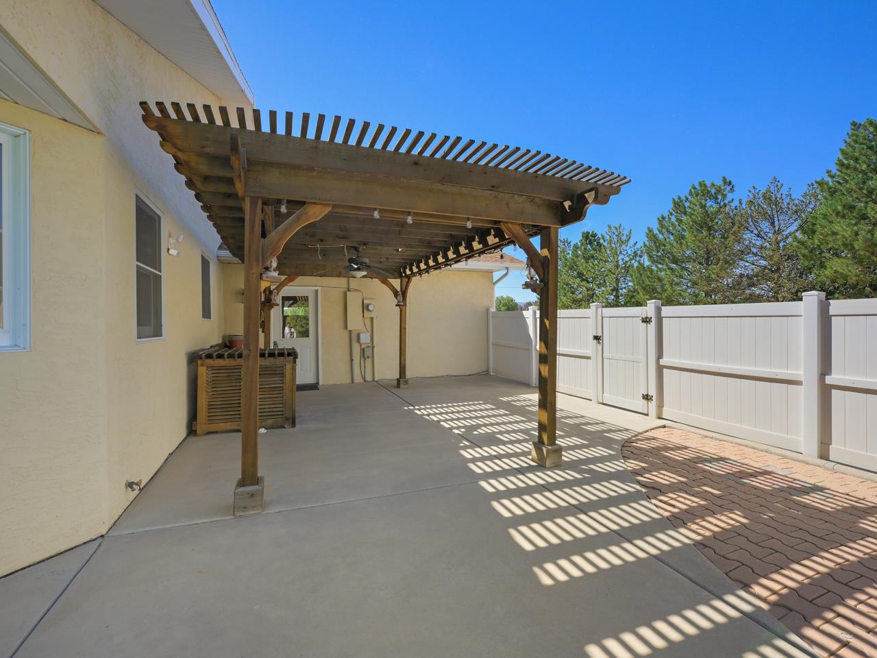 895 26 1/2 Road Property Photo 33