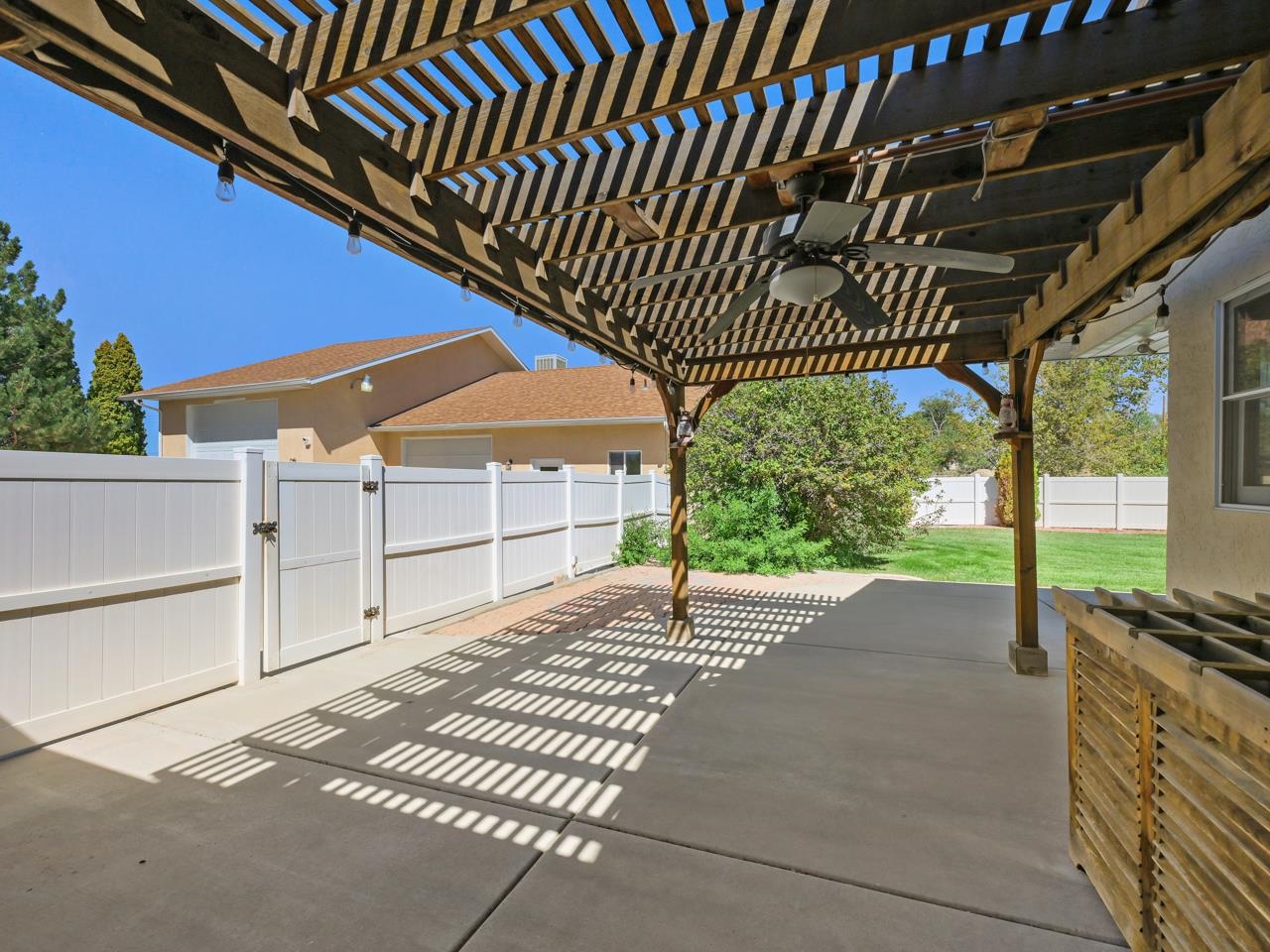 895 26 1/2 Road Property Photo 34