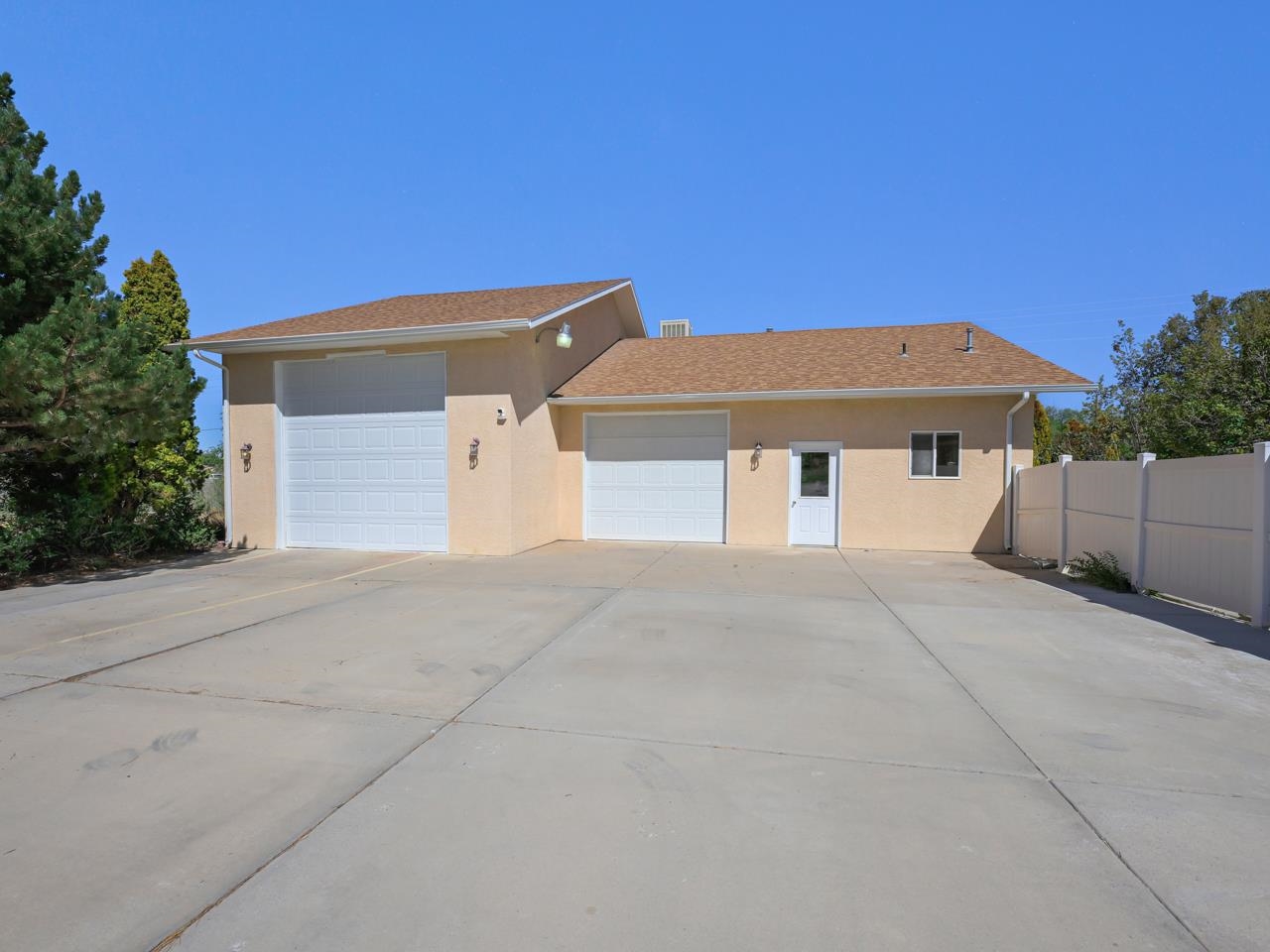 895 26 1/2 Road Property Photo 35
