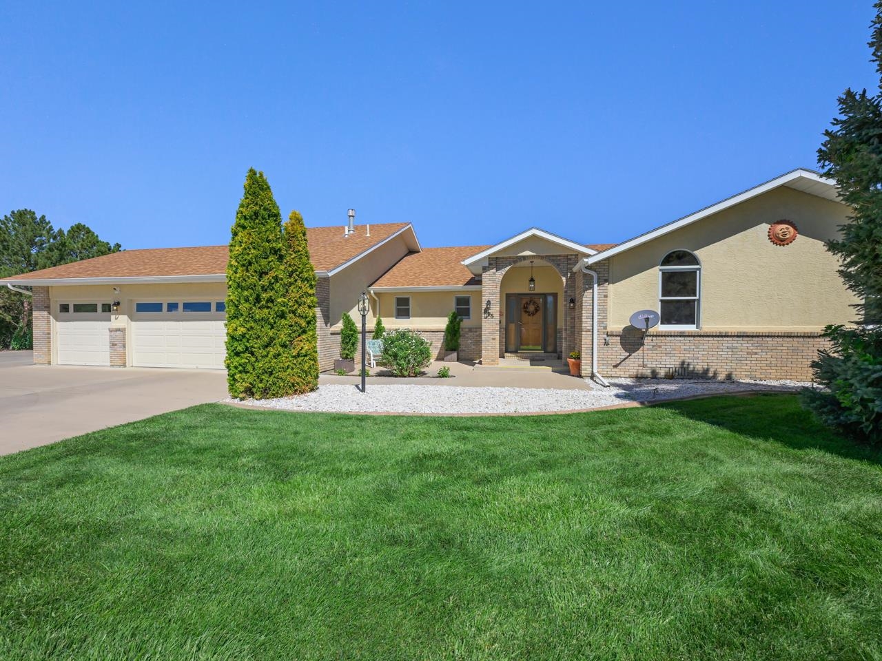 895 26 1/2 Road Property Photo 40