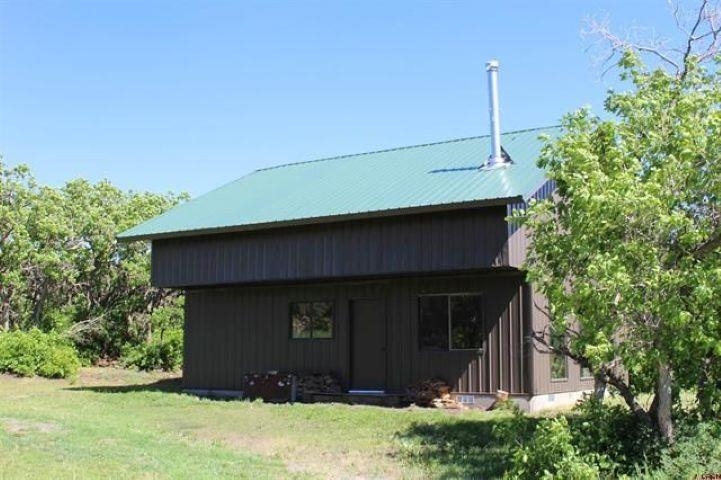 Unit 13 West Elk View Property Photo 2