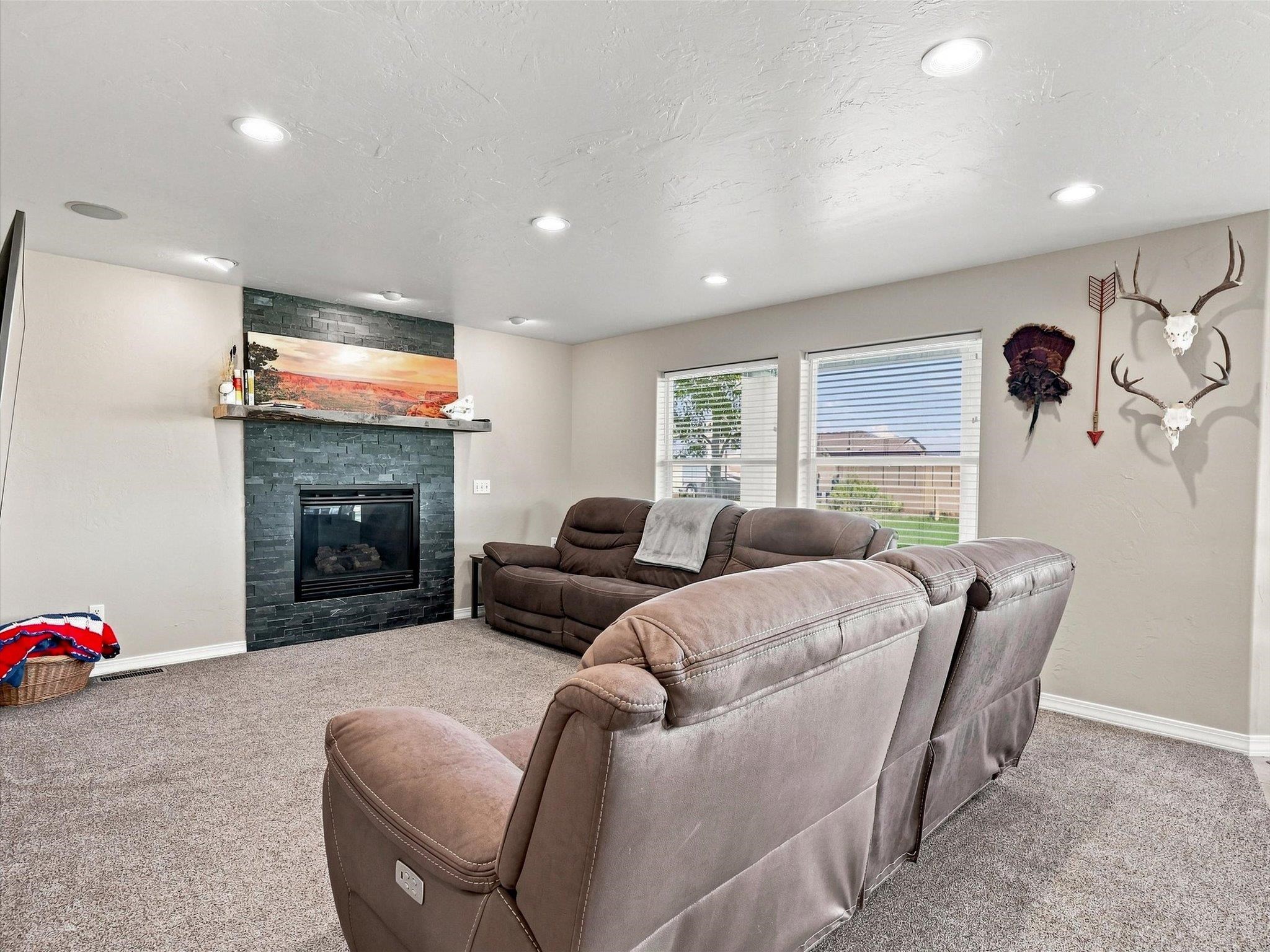 826 Slickrock Drive Property Photo 14