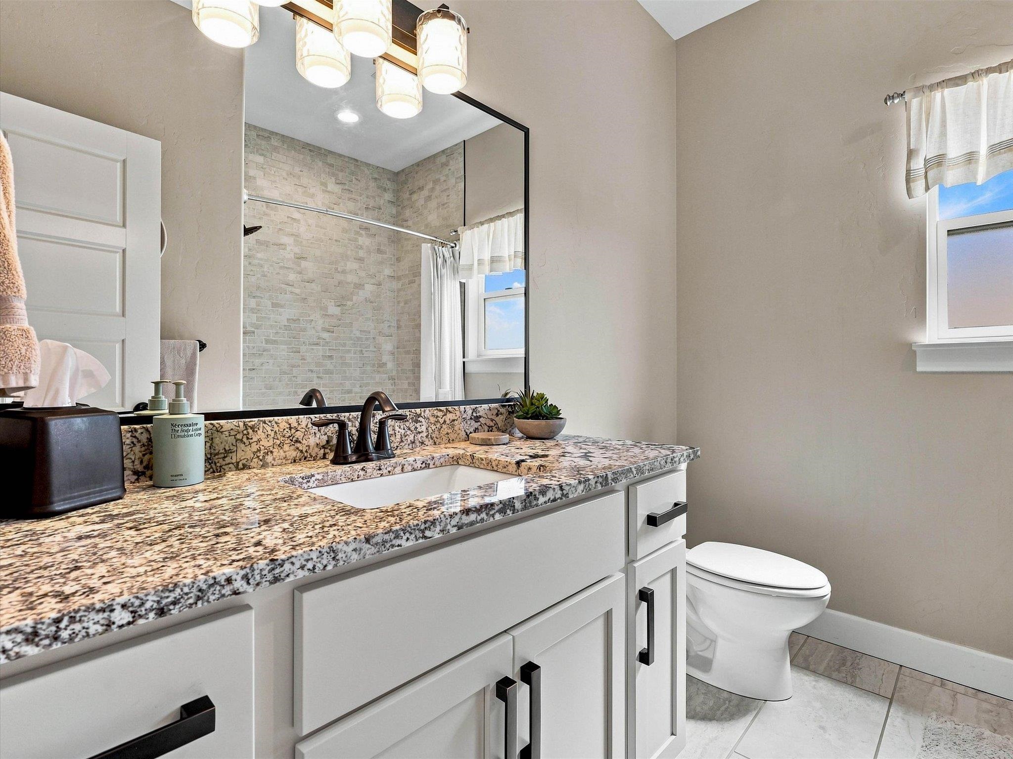 673 Strathearn Drive Property Photo 23