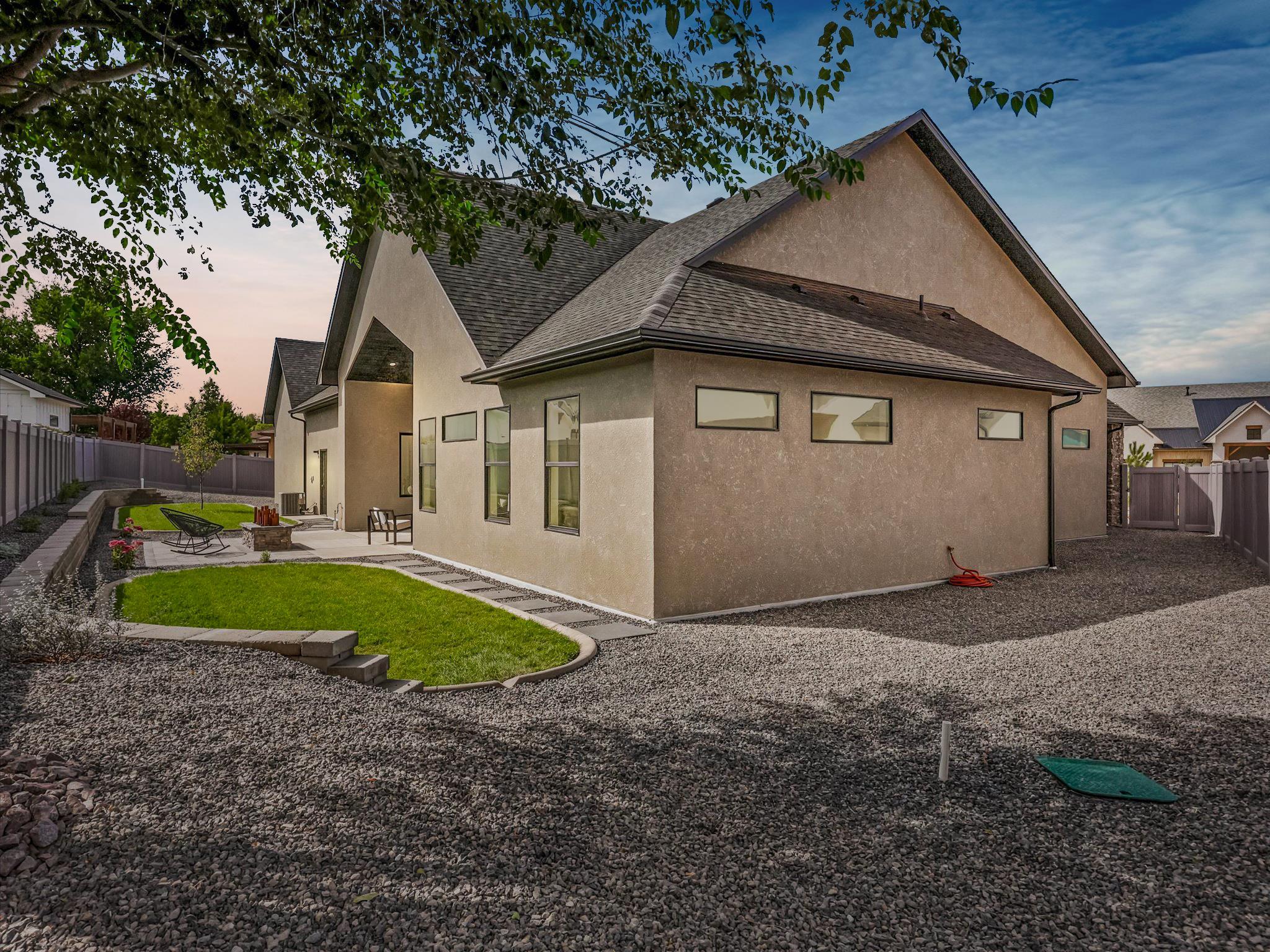 2049 Caleb Way Property Photo 38