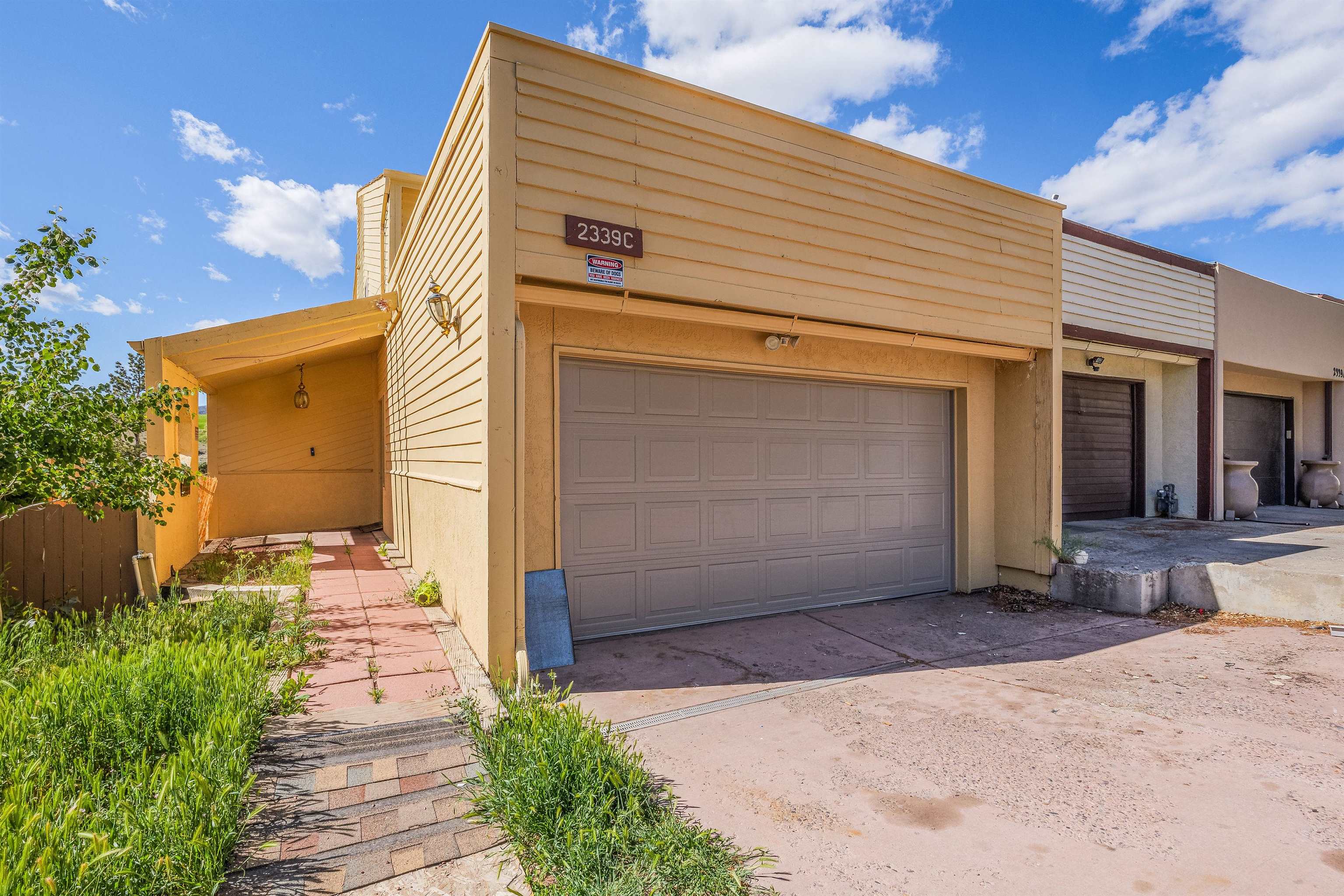 2339 Rattlesnake Court Property Photo 1