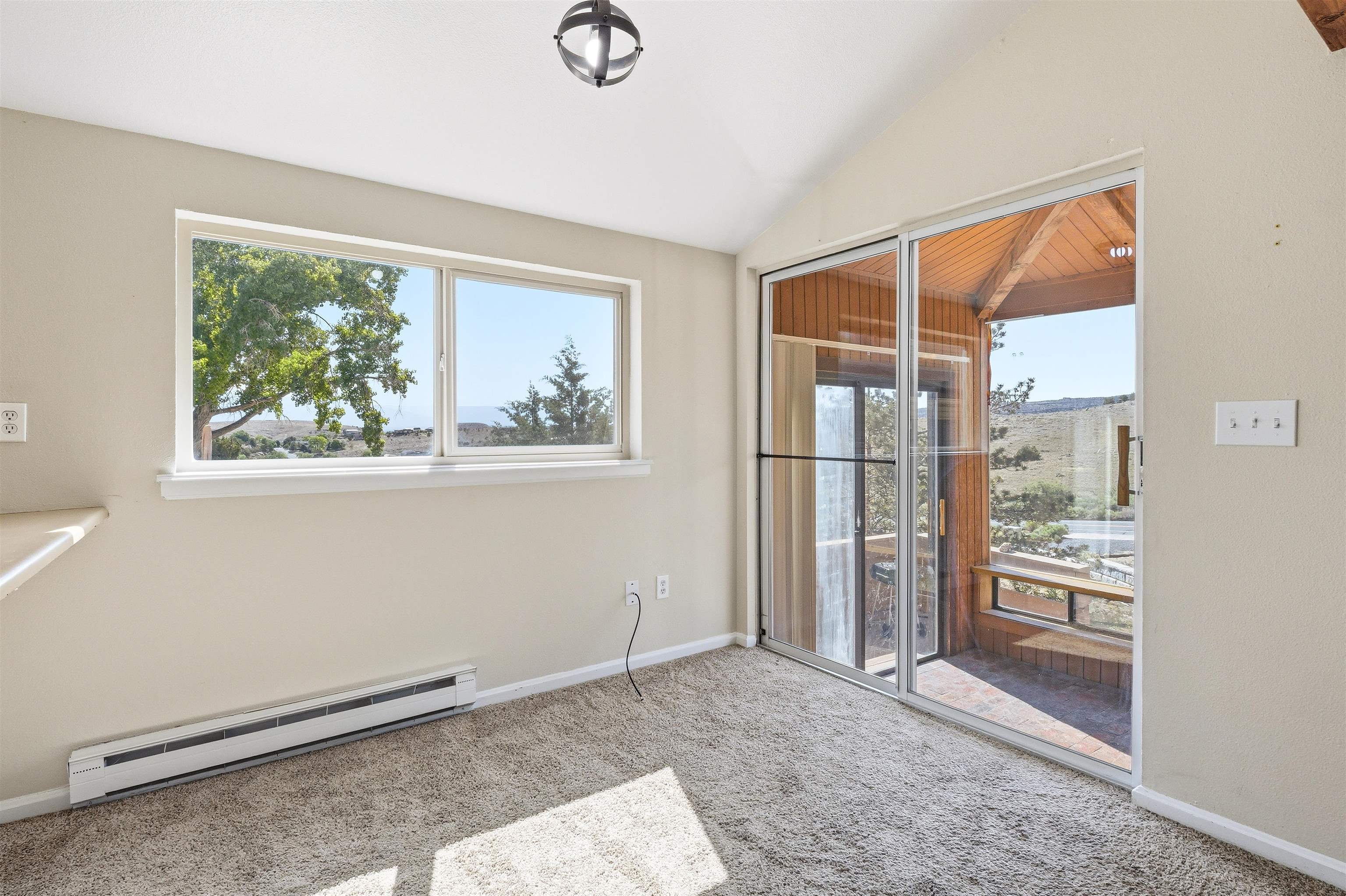2339 Rattlesnake Court Property Photo 10