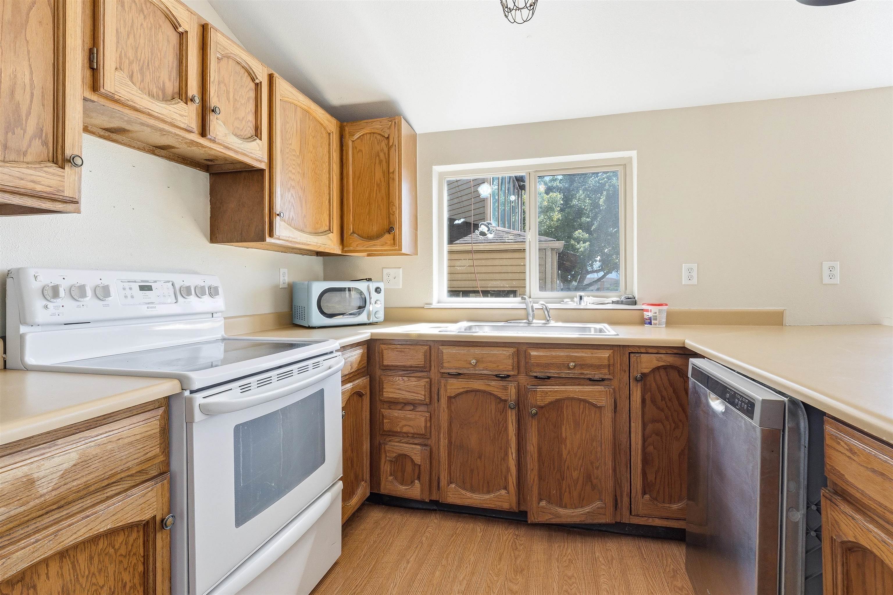 2339 Rattlesnake Court Property Photo 11