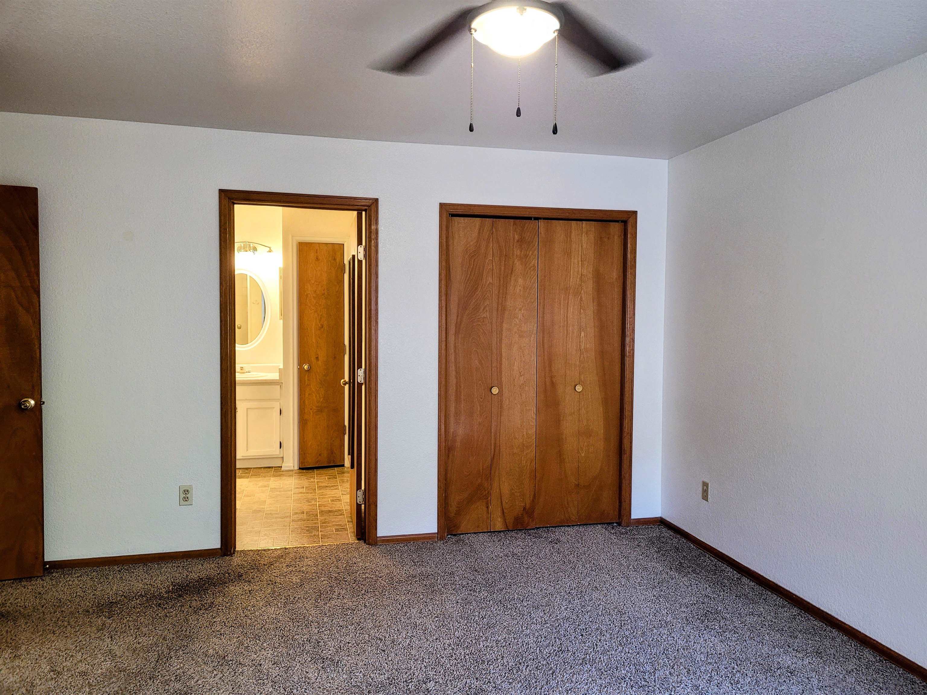 2821 Elm Avenue Property Photo 8