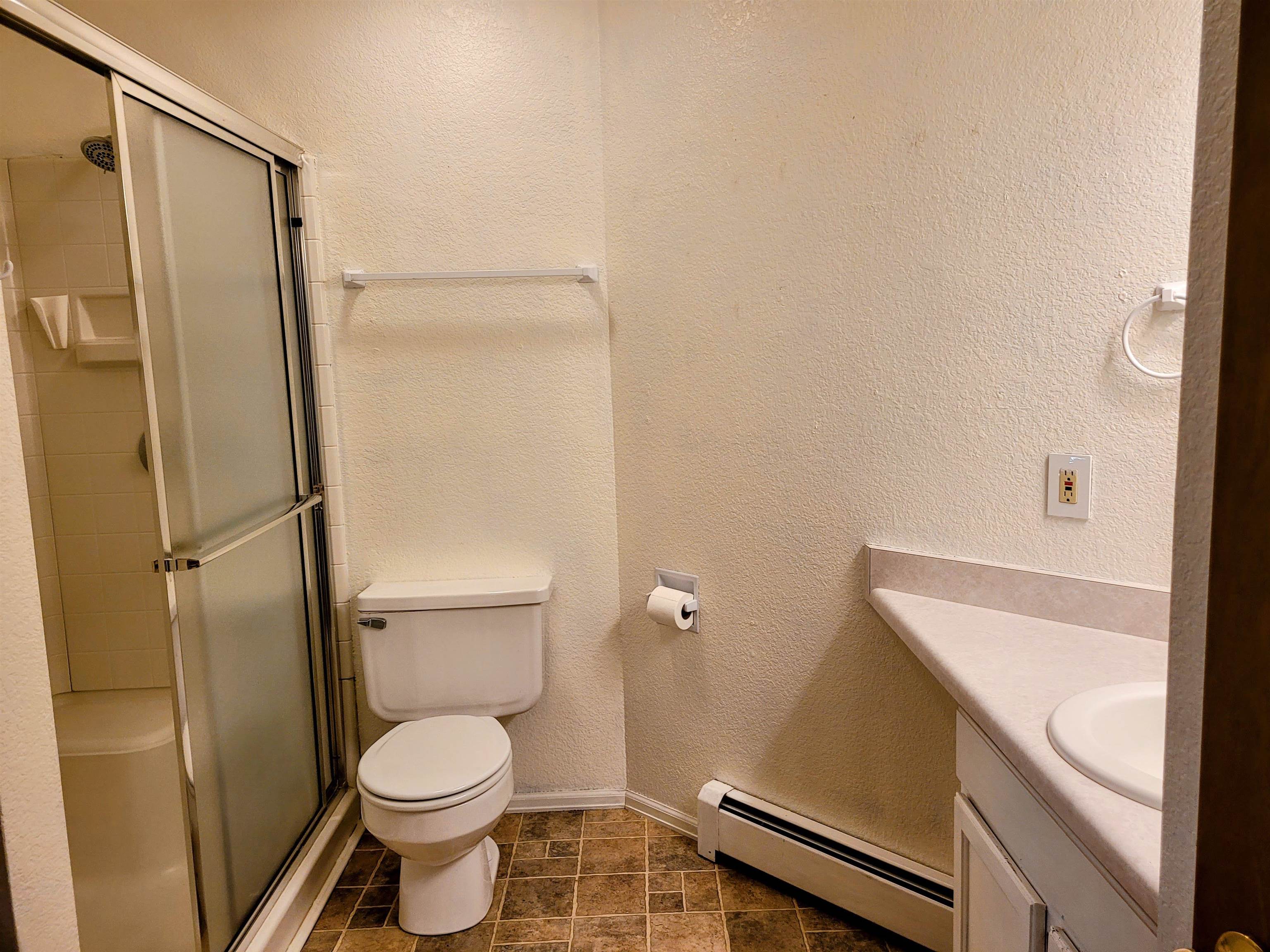 2821 Elm Avenue Property Photo 9