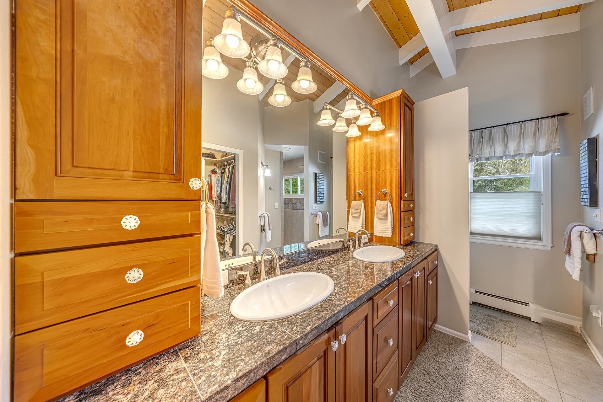 689 Cascade Drive Property Photo 19