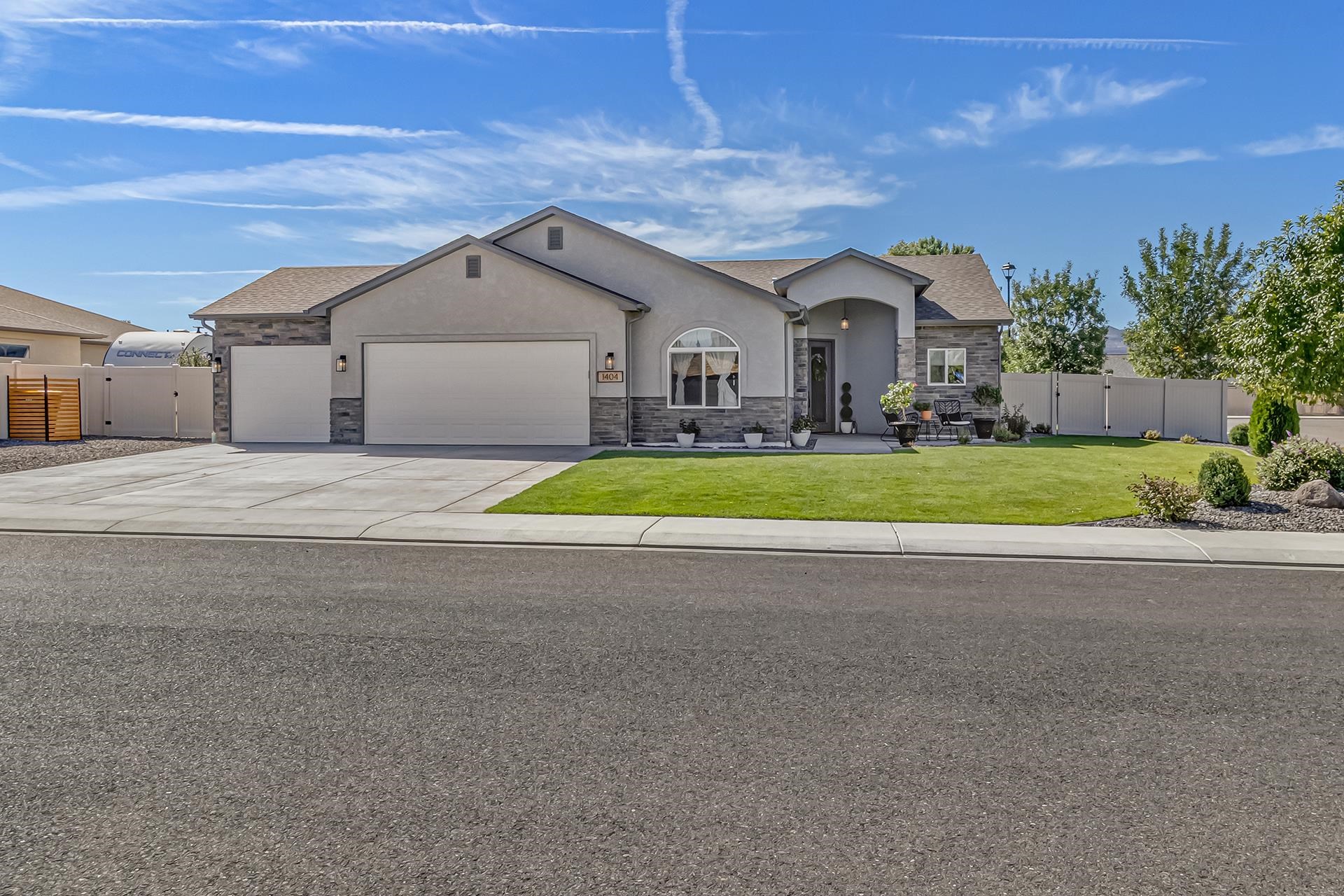 1404 Limber Pine Street Property Photo 1