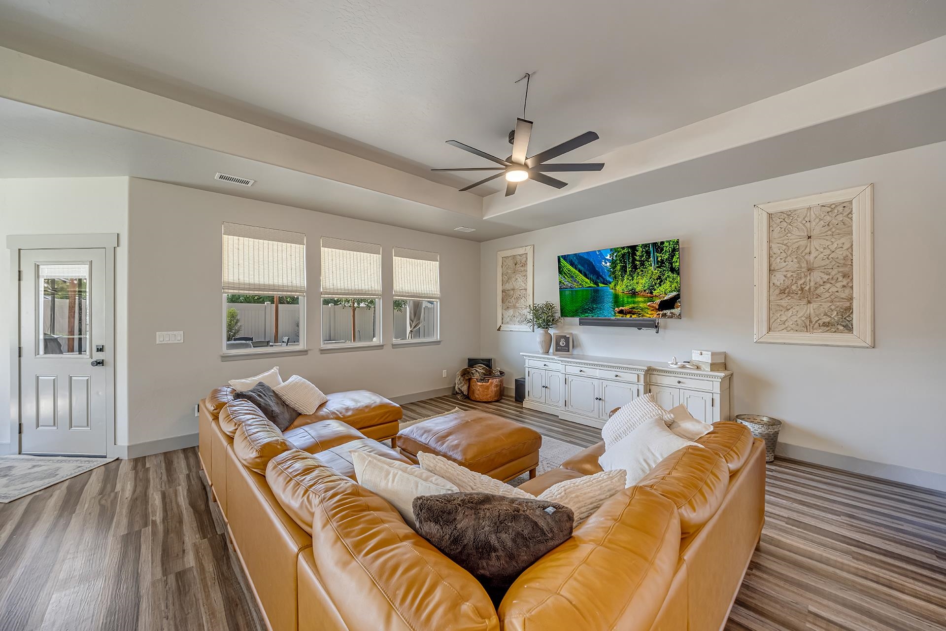 1404 Limber Pine Street Property Photo 10