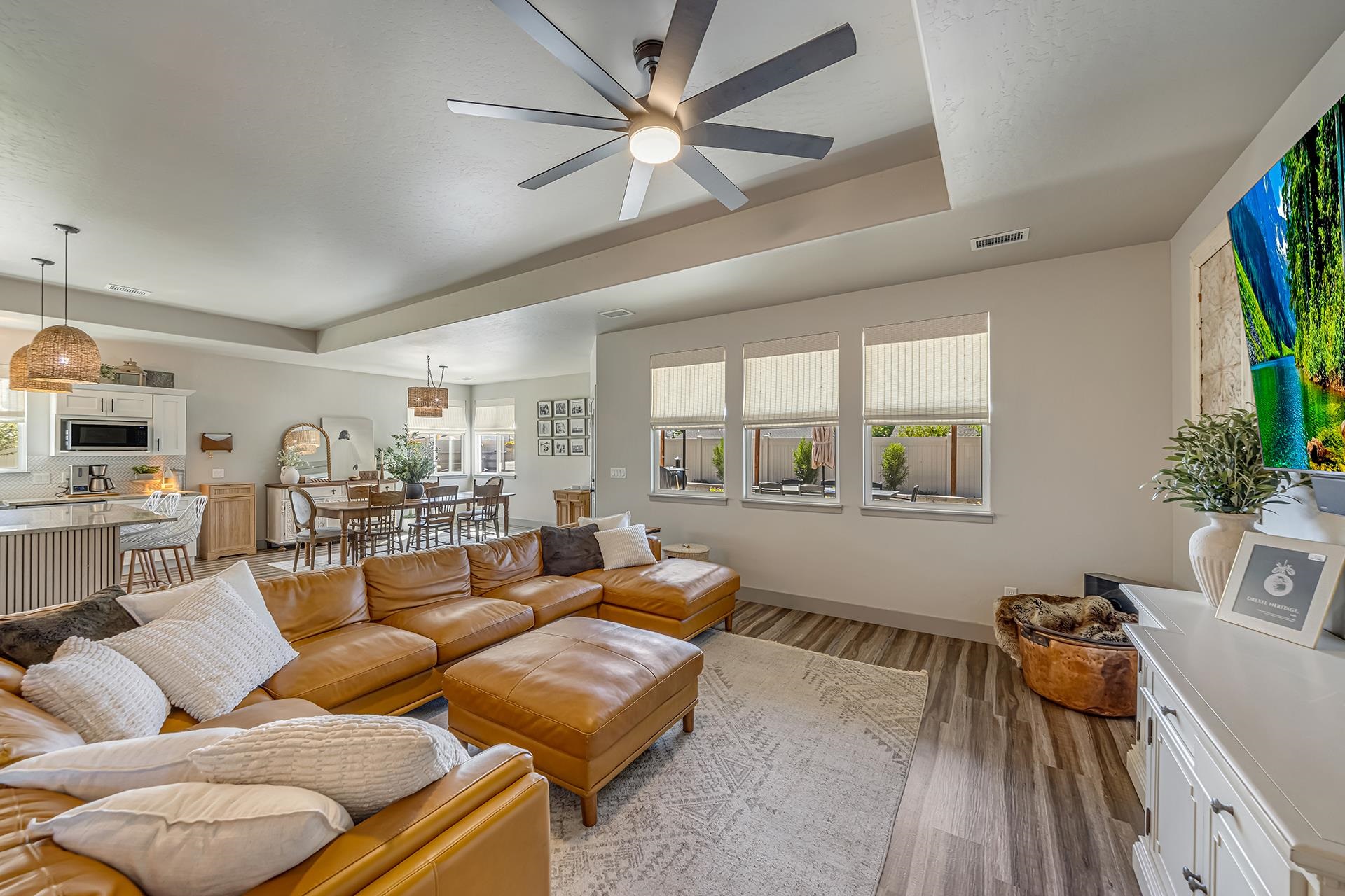 1404 Limber Pine Street Property Photo 13