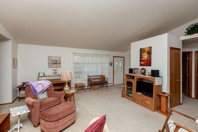 500 Elderberry Drive Property Photo 4