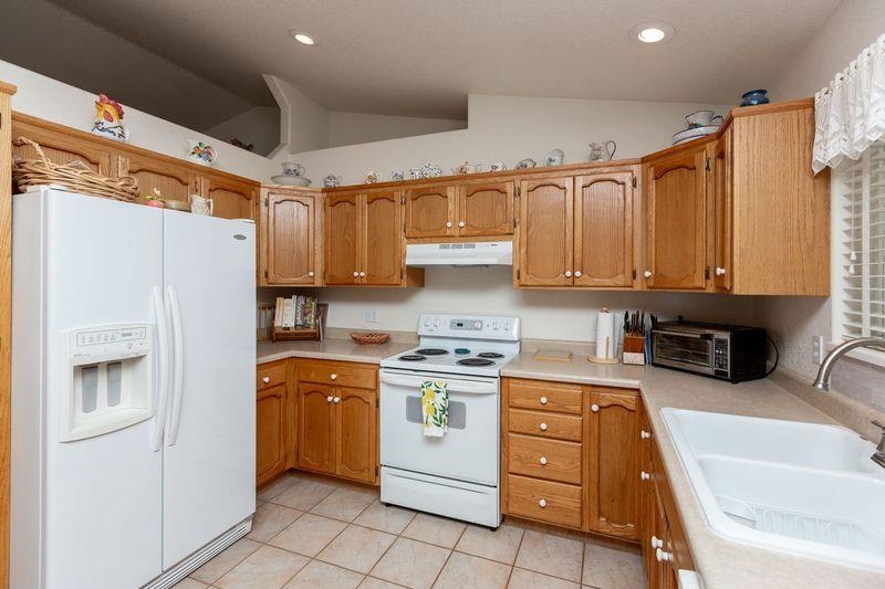 500 Elderberry Drive Property Photo 7